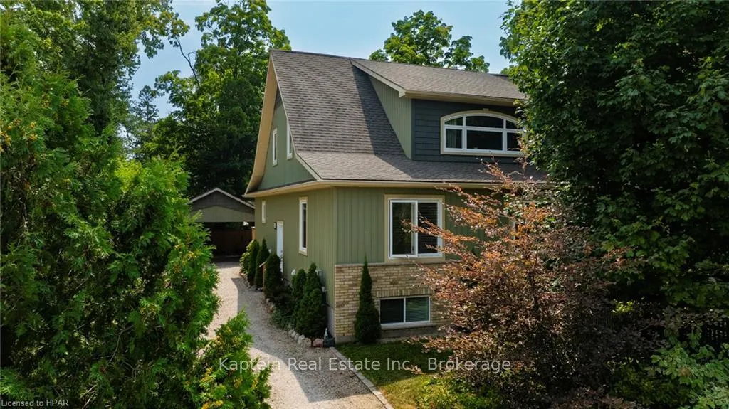 Photo 40 of 8 Bayfield Terrace, Bluewater, Bayfield — HOMEH