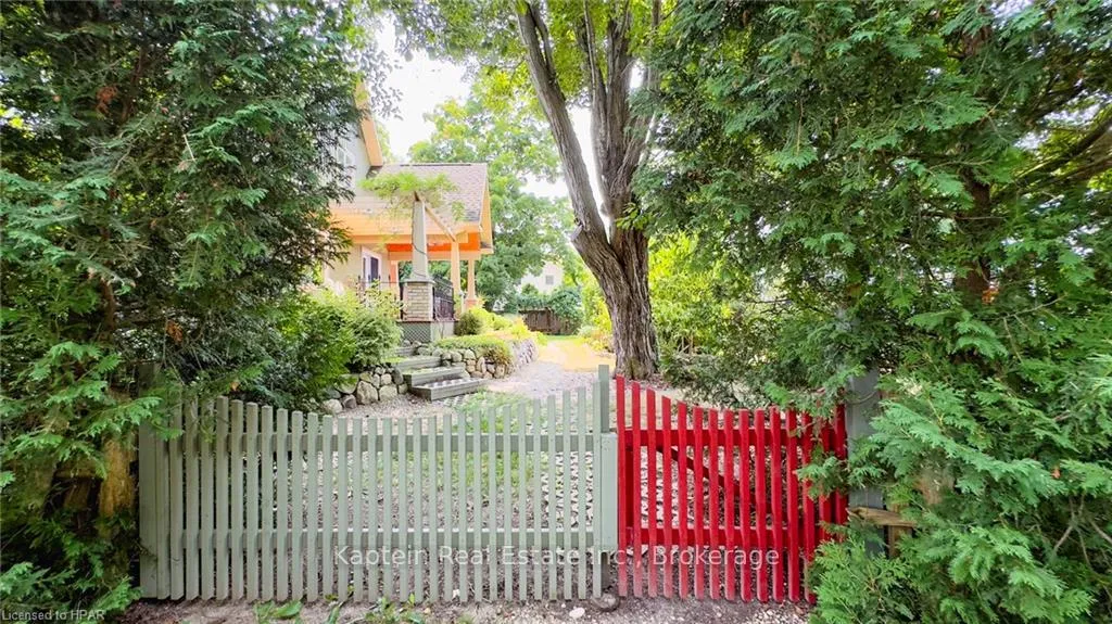 Photo 43 of 8 Bayfield Terrace, Bluewater, Bayfield — HOMEH
