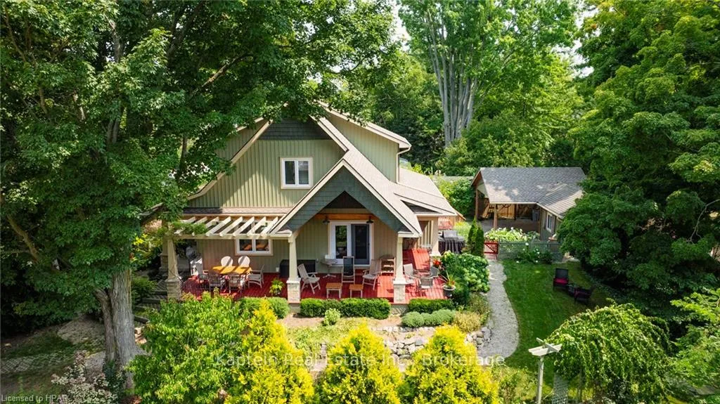 Photo 45 of 8 Bayfield Terrace, Bluewater, Bayfield — HOMEH
