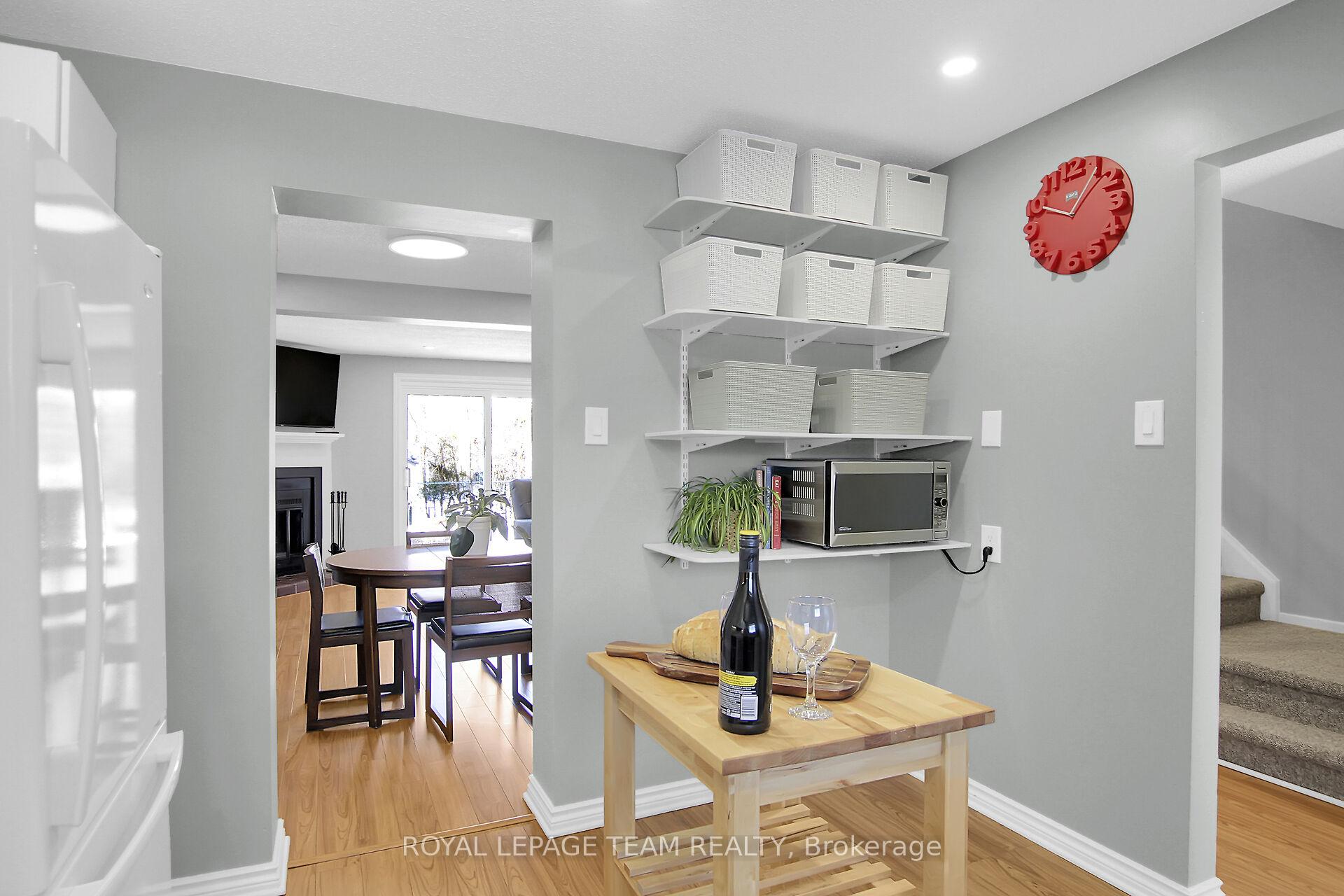 Photo 7 of 25 Whelan Drive, Ottawa, Barrhaven - Pheasant Run — HOMEH