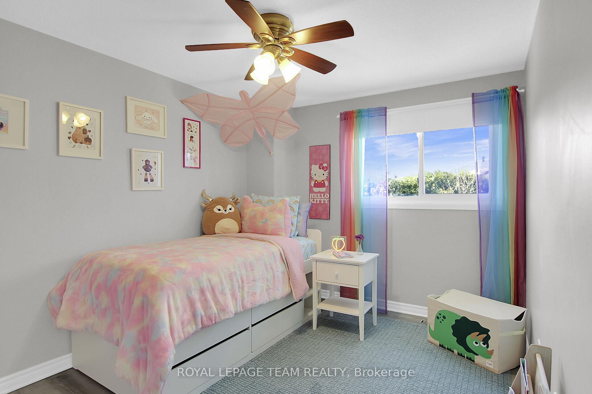 Photo 20 of 25 Whelan Drive, Ottawa, Barrhaven - Pheasant Run — HOMEH