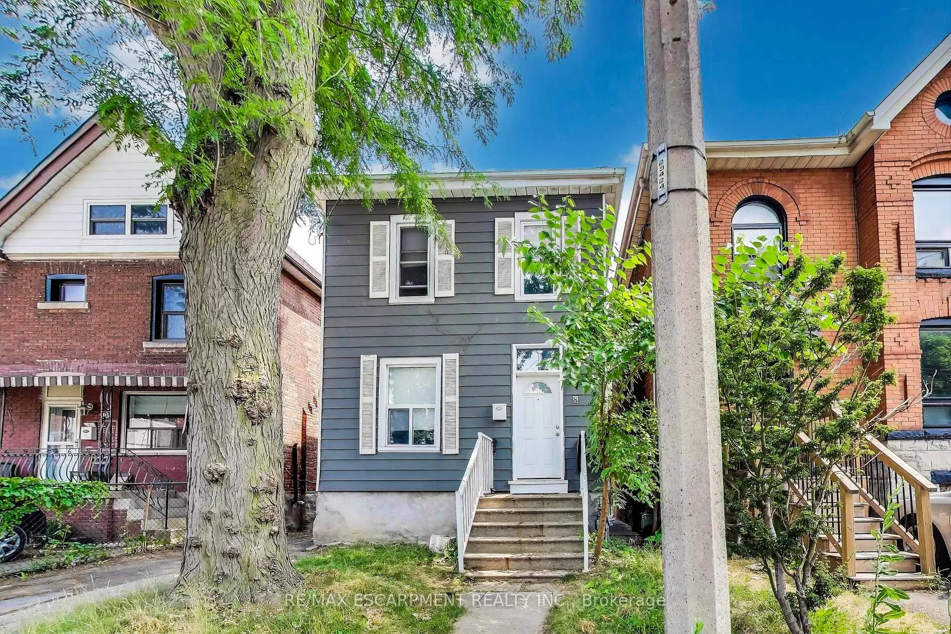 Photo 2 of 8 Madison Avenue, Hamilton, Gibson — HOMEH