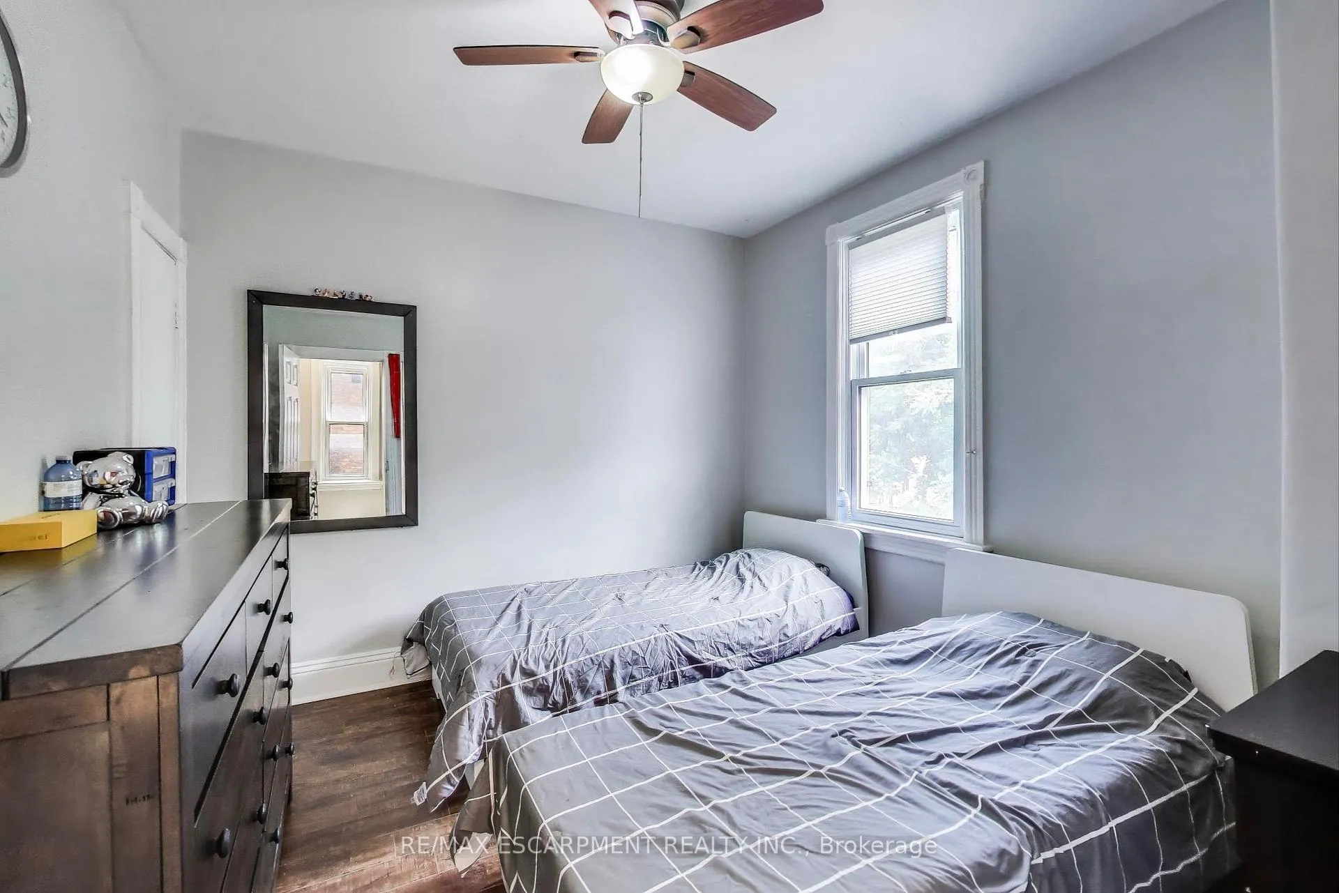 Photo 10 of 8 Madison Avenue, Hamilton, Gibson — HOMEH