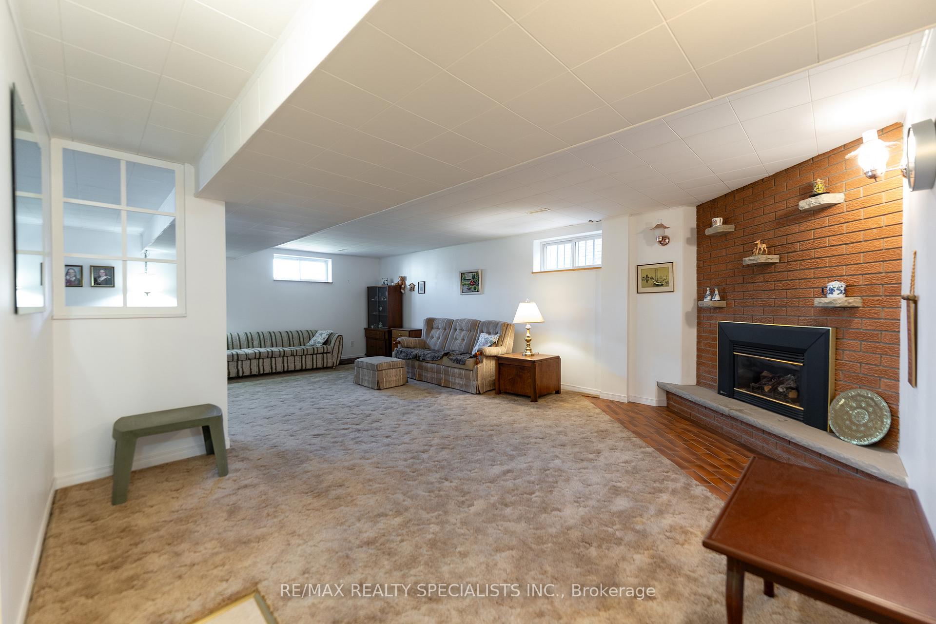 Photo 27 of 2459 Sinclair Circle, Burlington, Brant Hills — HOMEH