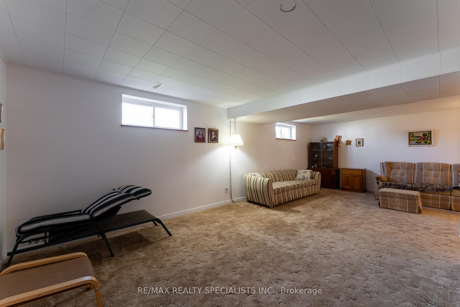 Photo 31 of 2459 Sinclair Circle, Burlington, Brant Hills — HOMEH