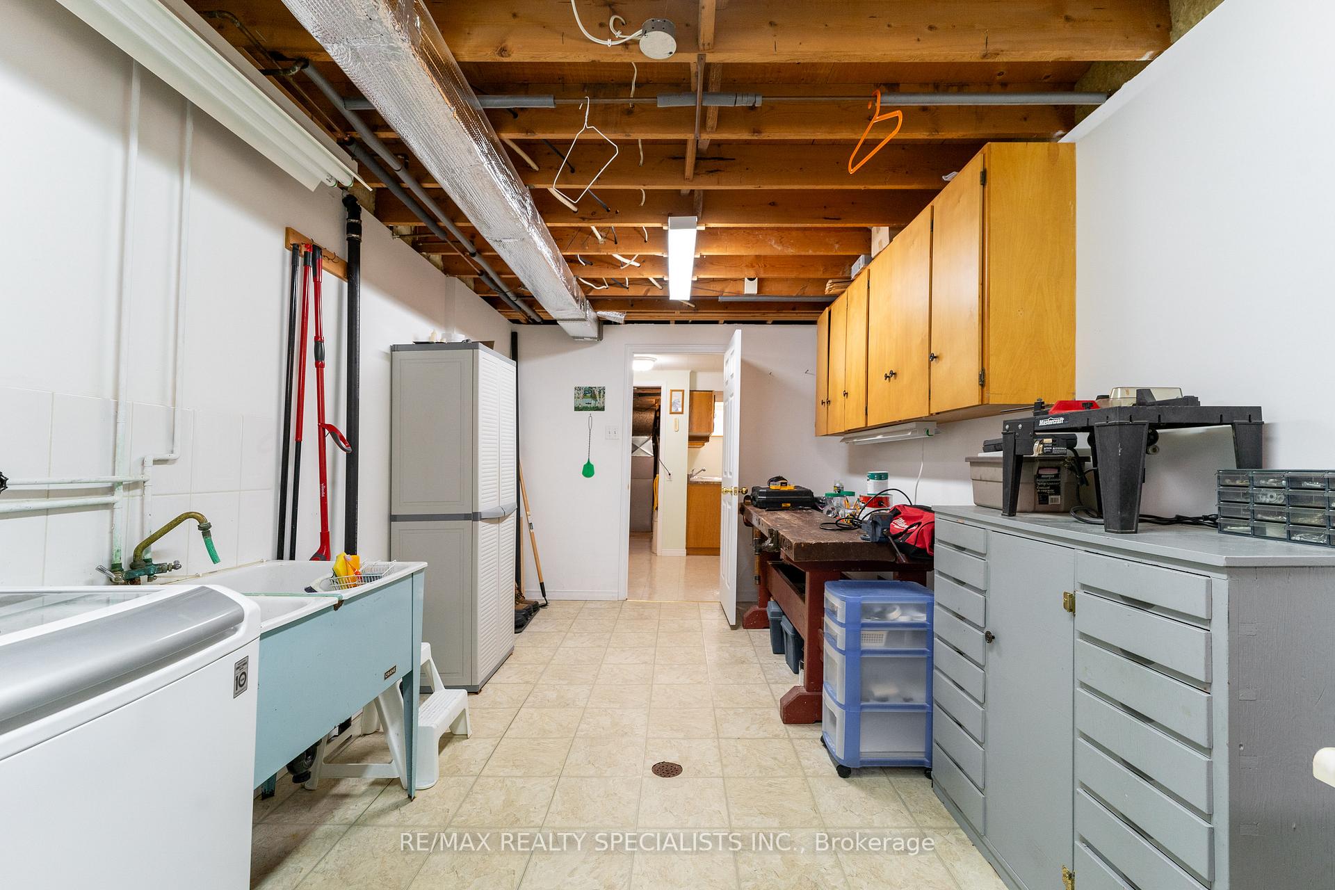 Photo 40 of 2459 Sinclair Circle, Burlington, Brant Hills — HOMEH