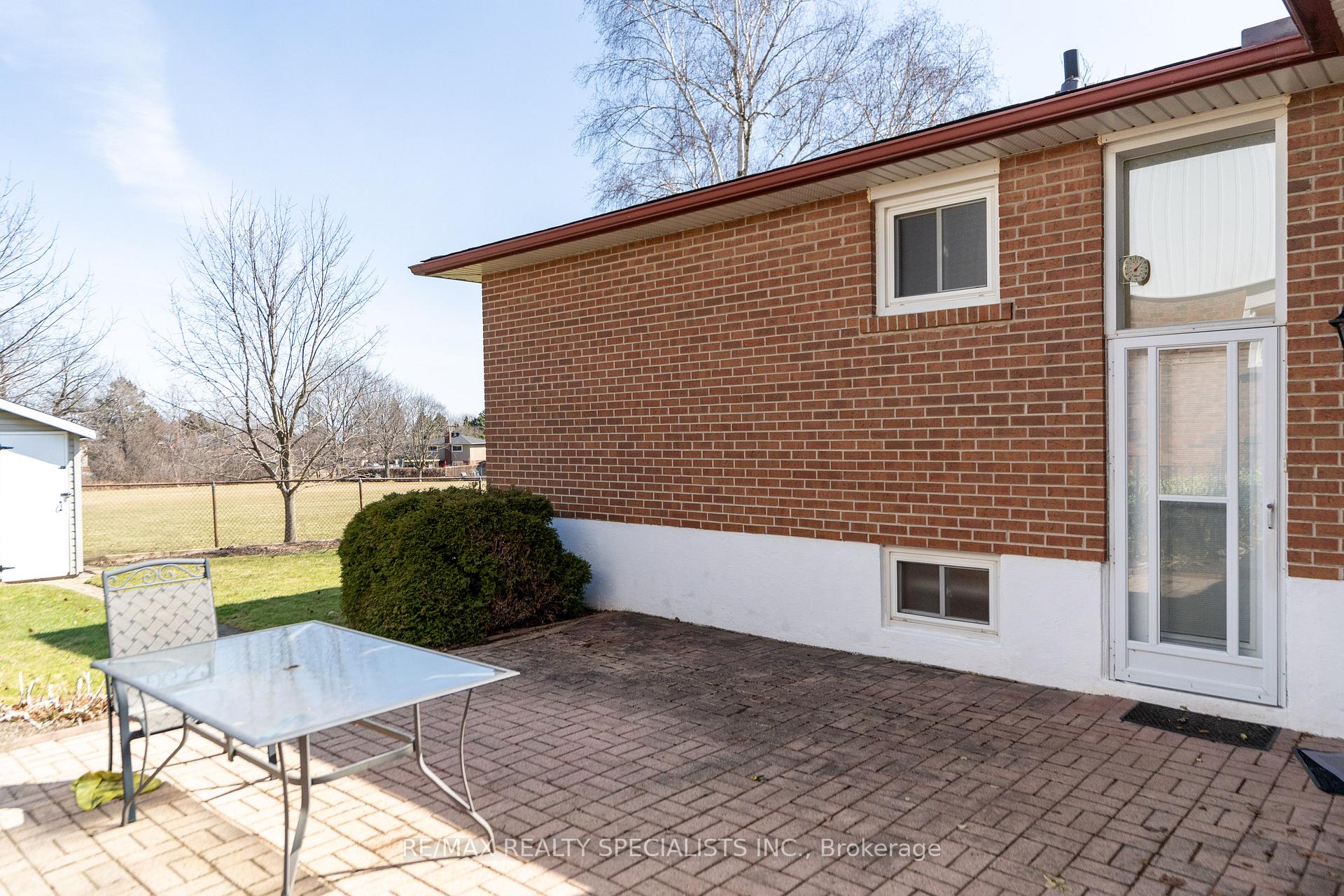 Photo 46 of 2459 Sinclair Circle, Burlington, Brant Hills — HOMEH