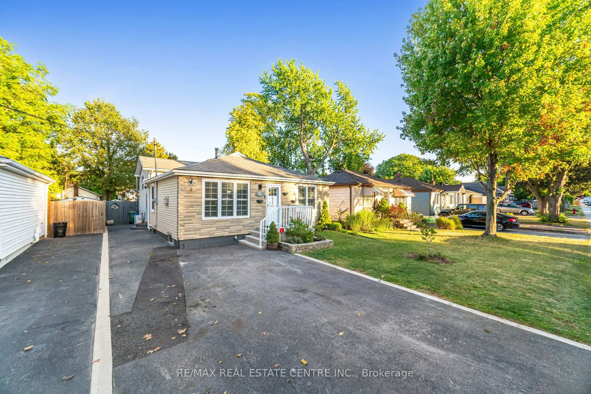 Photo 3 of 91 East 44th Street, Hamilton, Hampton Heights — HOMEH