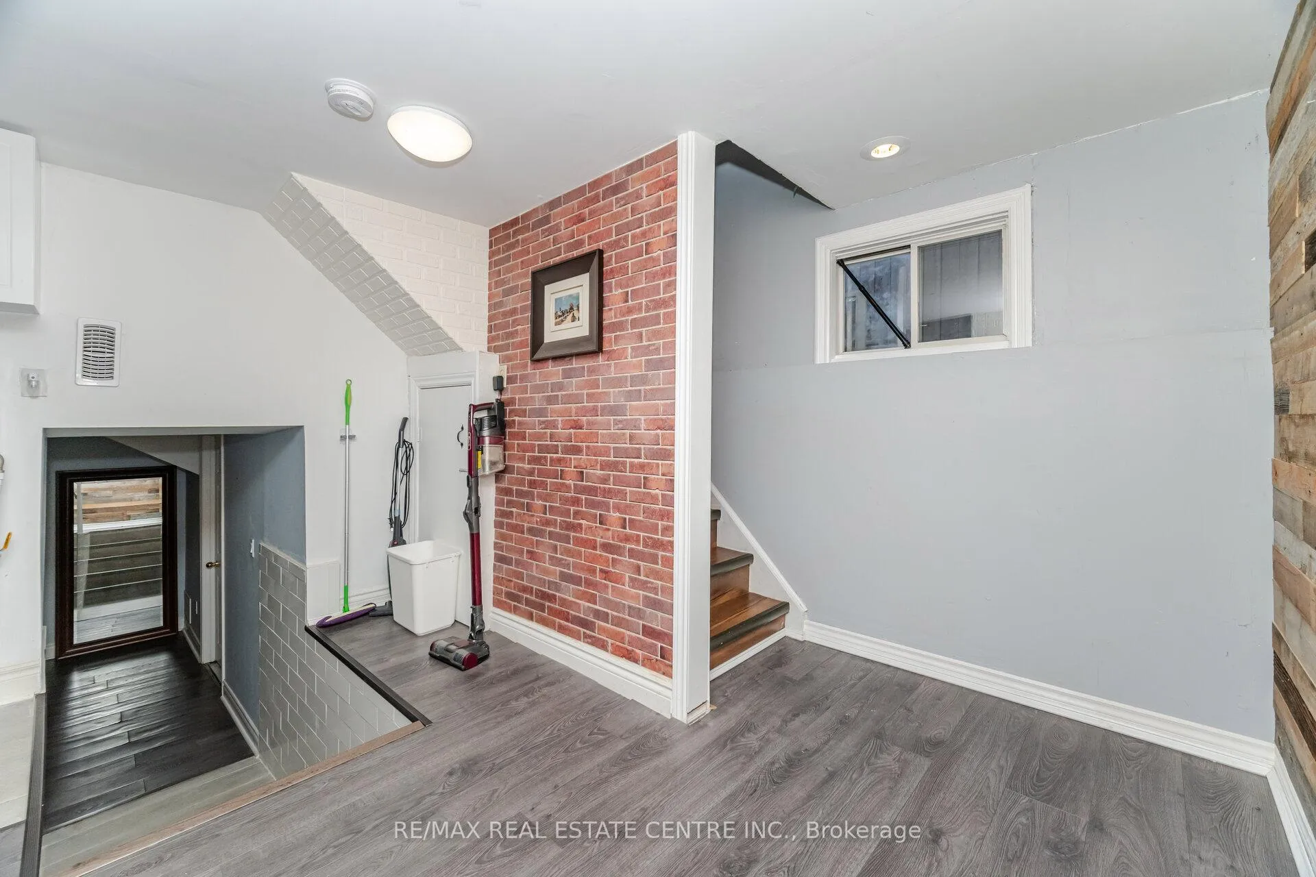 Photo 32 of 91 East 44th Street, Hamilton, Hampton Heights — HOMEH