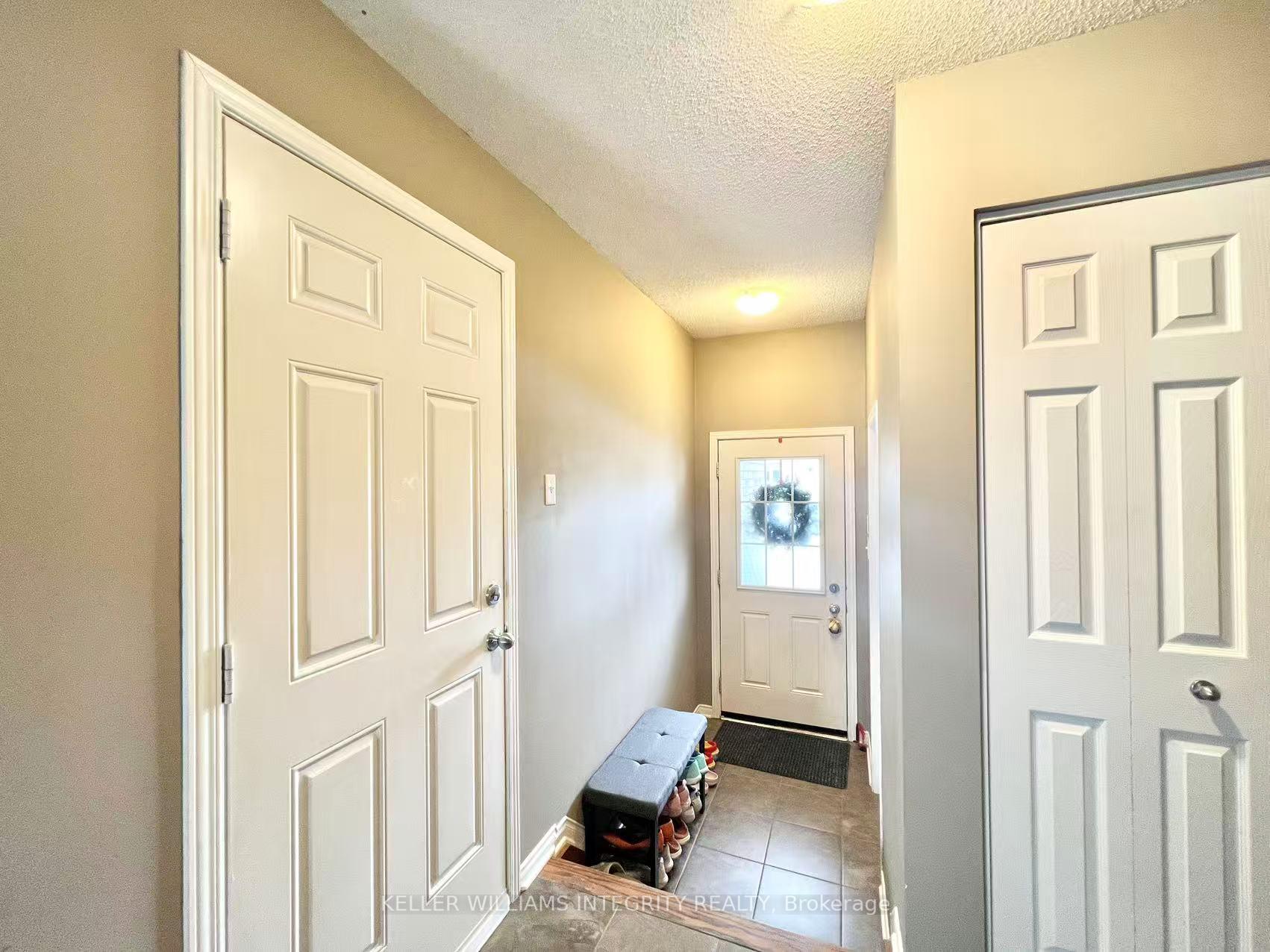 Photo 5 of 144 Maravista Drive, Ottawa, Barrhaven - Cedargrove/Fraserdale — HOMEH
