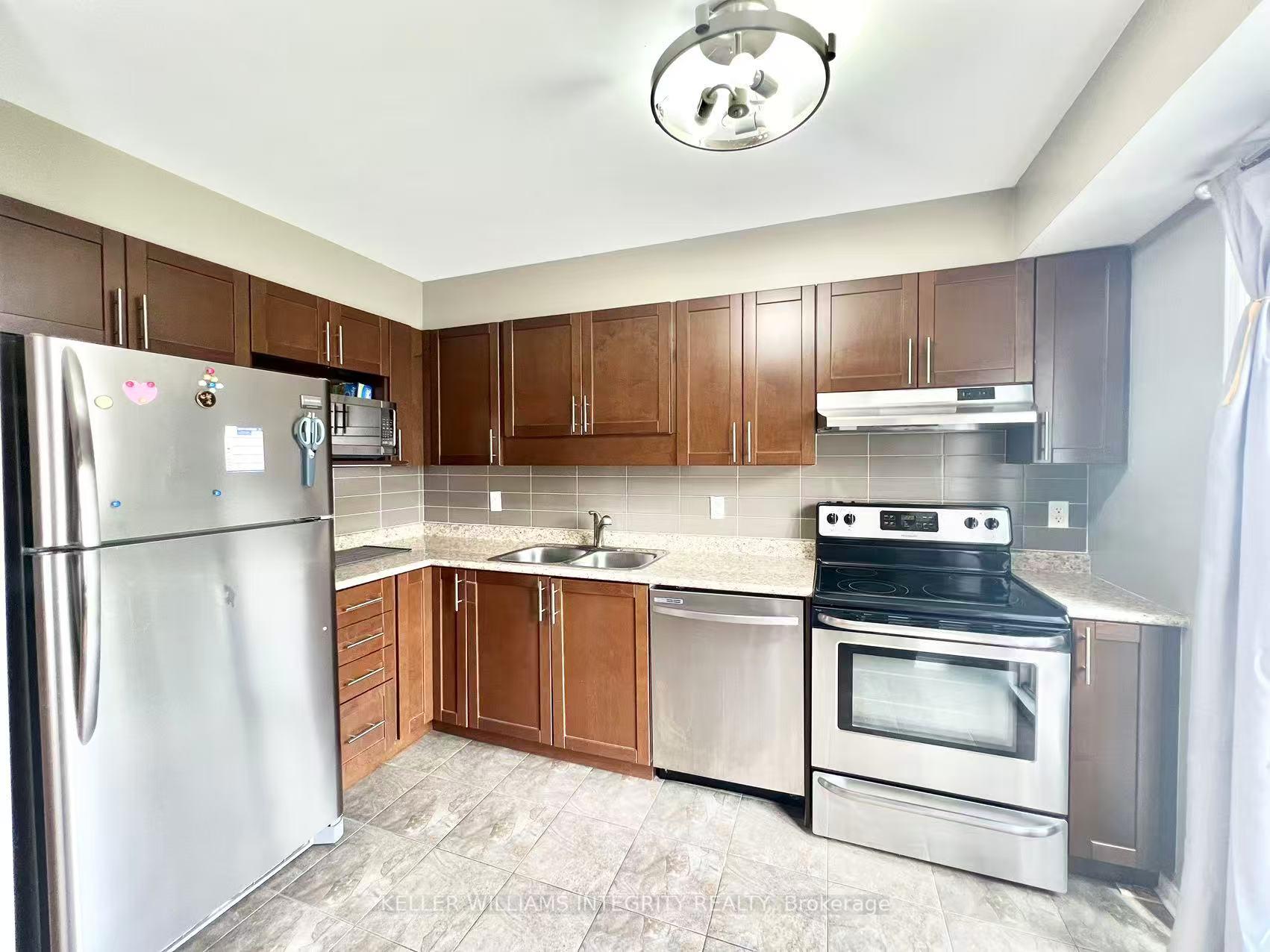 Photo 17 of 144 Maravista Drive, Ottawa, Barrhaven - Cedargrove/Fraserdale — HOMEH