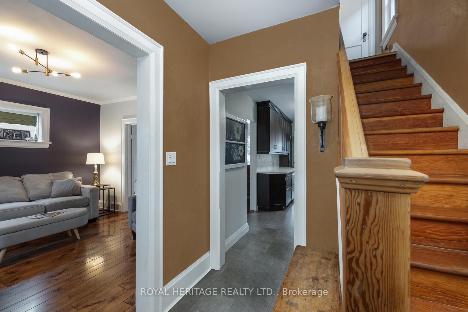 Photo 5 of 231 Eulalie Avenue, Oshawa, Central — HOMEH
