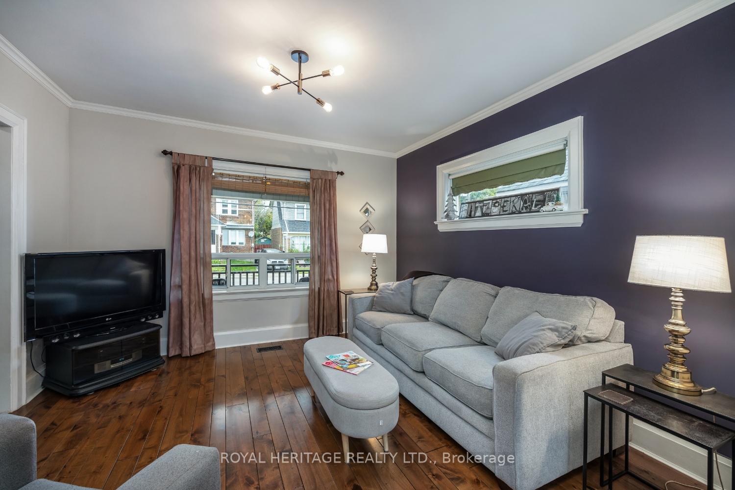 Photo 7 of 231 Eulalie Avenue, Oshawa, Central — HOMEH