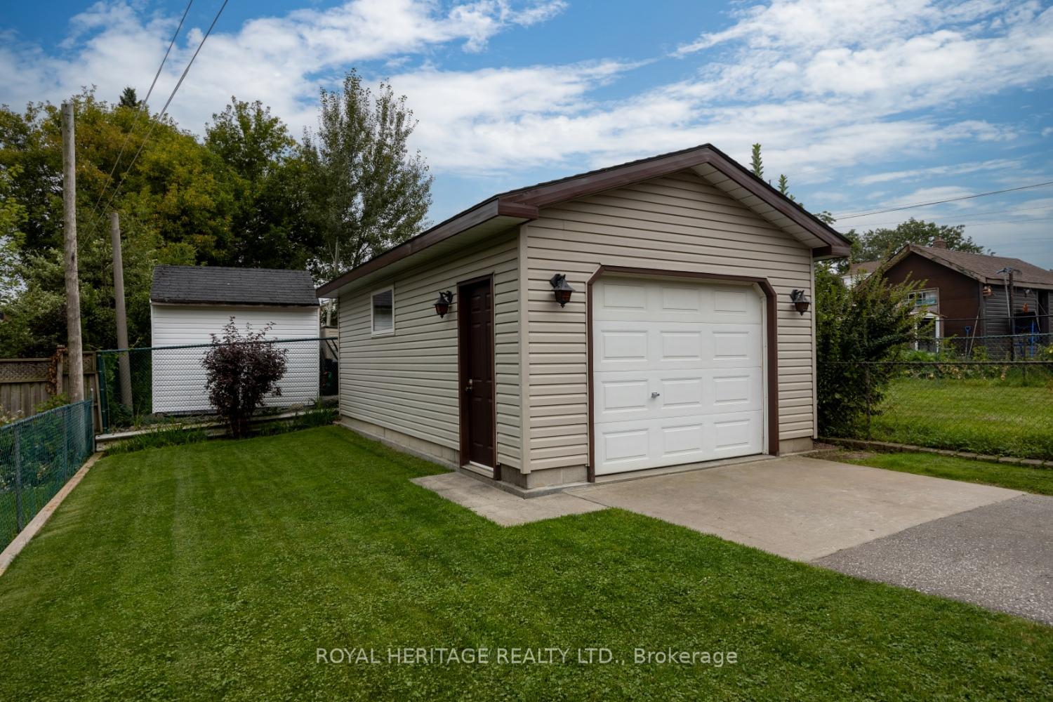 Photo 27 of 231 Eulalie Avenue, Oshawa, Central — HOMEH