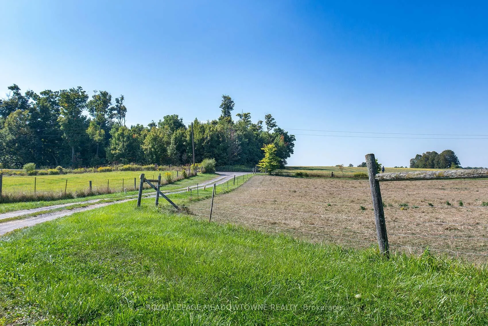 Photo 12 of 5541 Blezard Dr E, Hamilton, Mount Hope — HOMEH