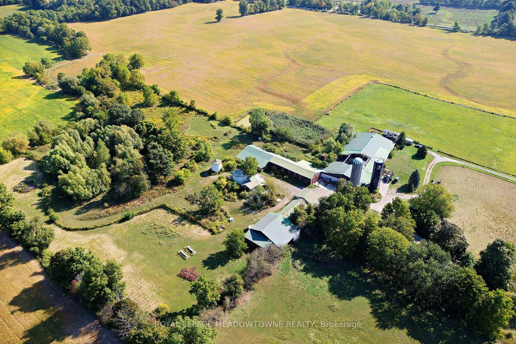 Photo 28 of 5541 Blezard Dr E, Hamilton, Mount Hope — HOMEH