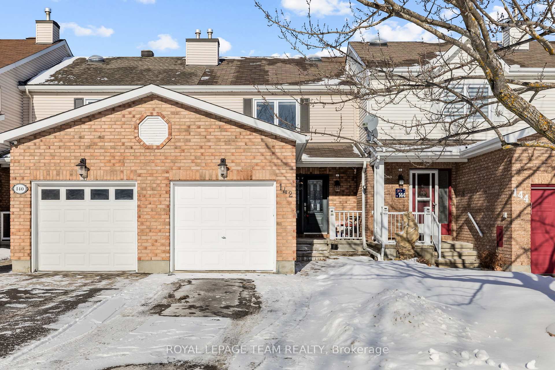 Photo 1 of 142 Markland Crescent, Ottawa, Barrhaven East — HOMEH