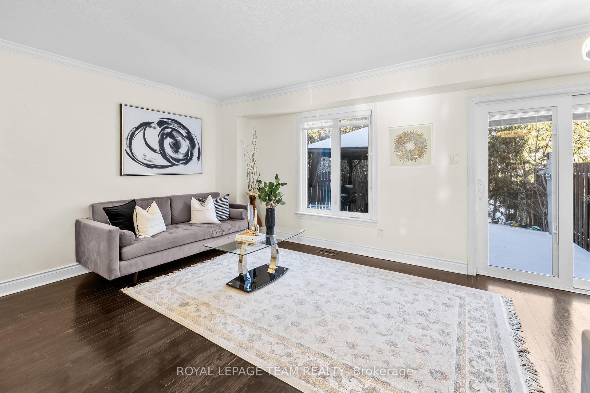 Photo 11 of 142 Markland Crescent, Ottawa, Barrhaven East — HOMEH
