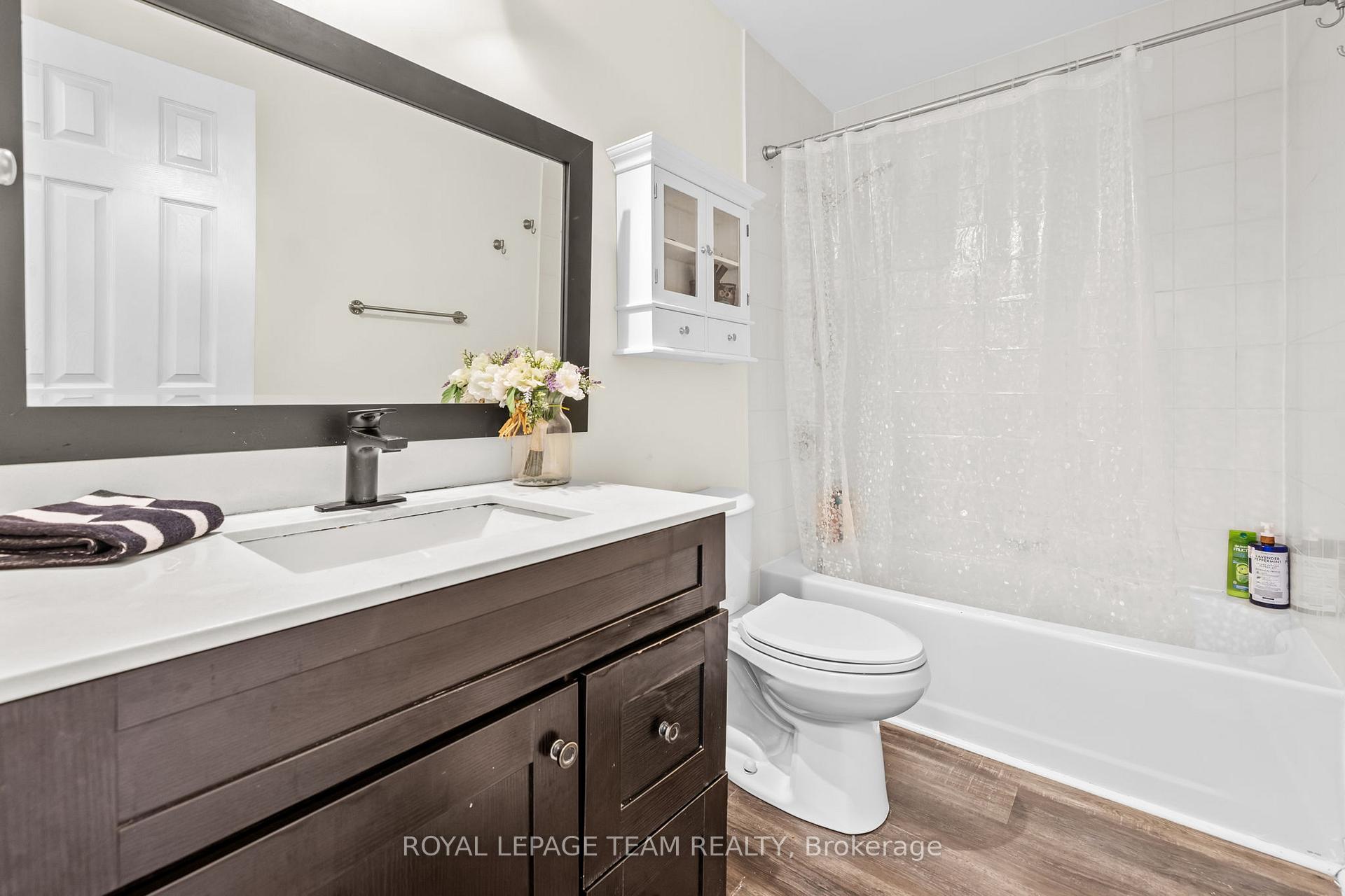 Photo 18 of 142 Markland Crescent, Ottawa, Barrhaven East — HOMEH