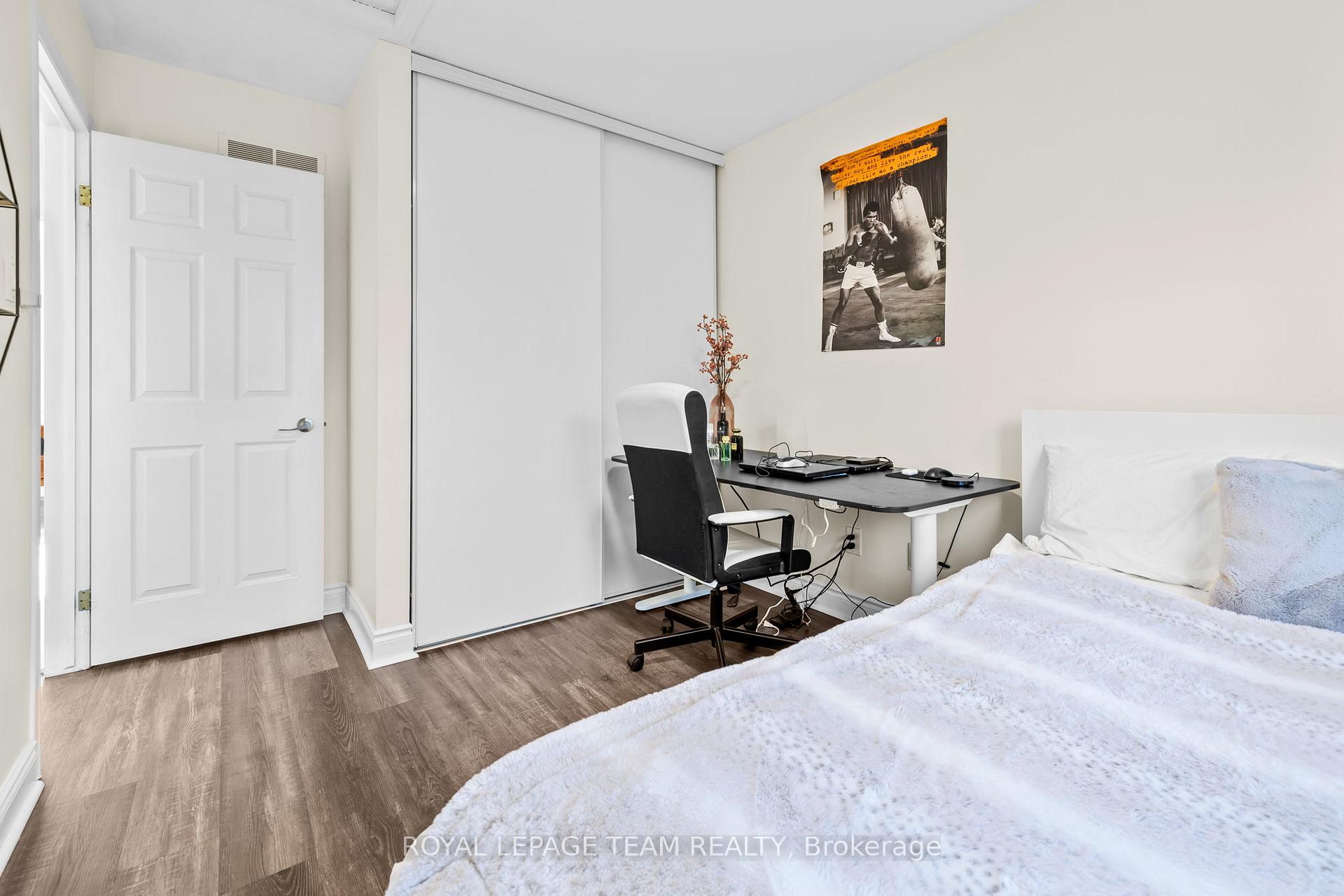 Photo 20 of 142 Markland Crescent, Ottawa, Barrhaven East — HOMEH