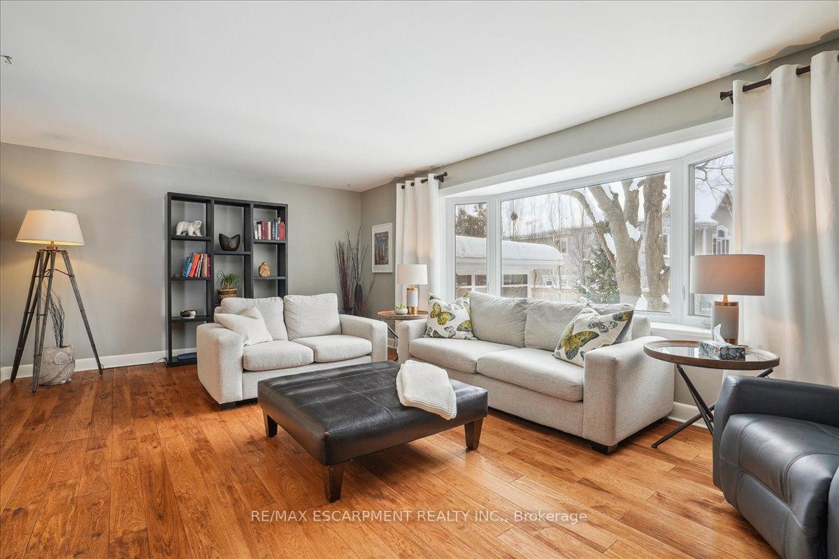Photo 6 of 300 Shoreview Road, Burlington, LaSalle — HOMEH