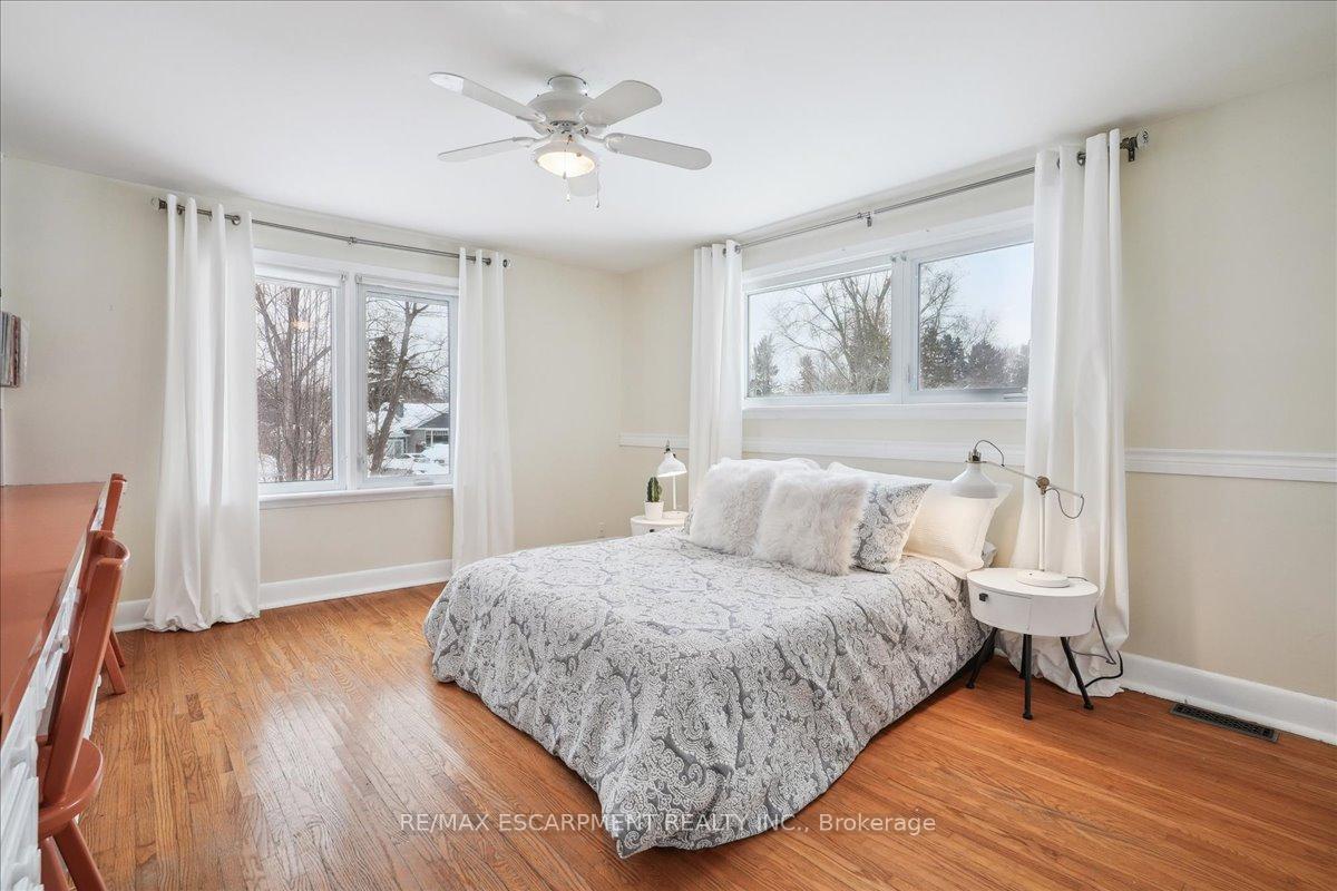 Photo 25 of 300 Shoreview Road, Burlington, LaSalle — HOMEH