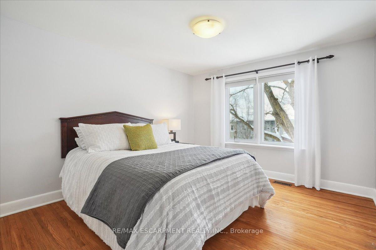 Photo 27 of 300 Shoreview Road, Burlington, LaSalle — HOMEH