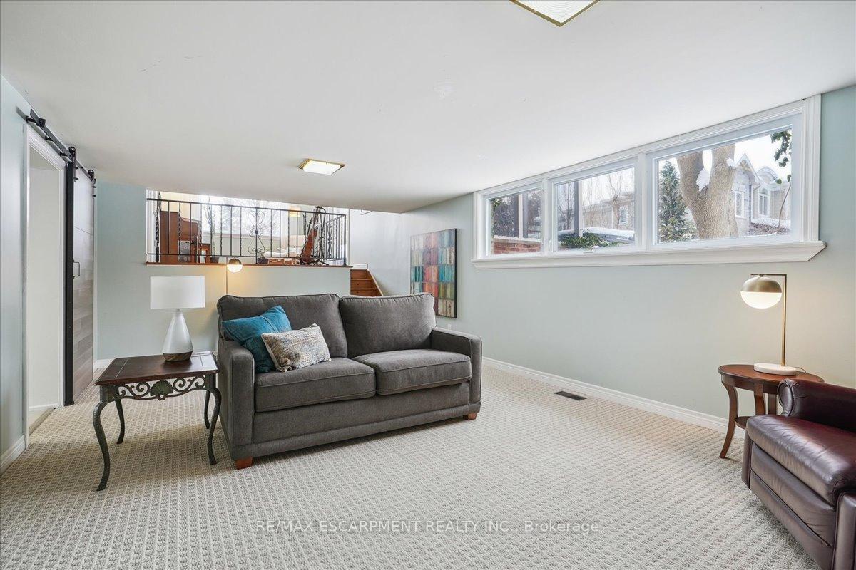 Photo 32 of 300 Shoreview Road, Burlington, LaSalle — HOMEH