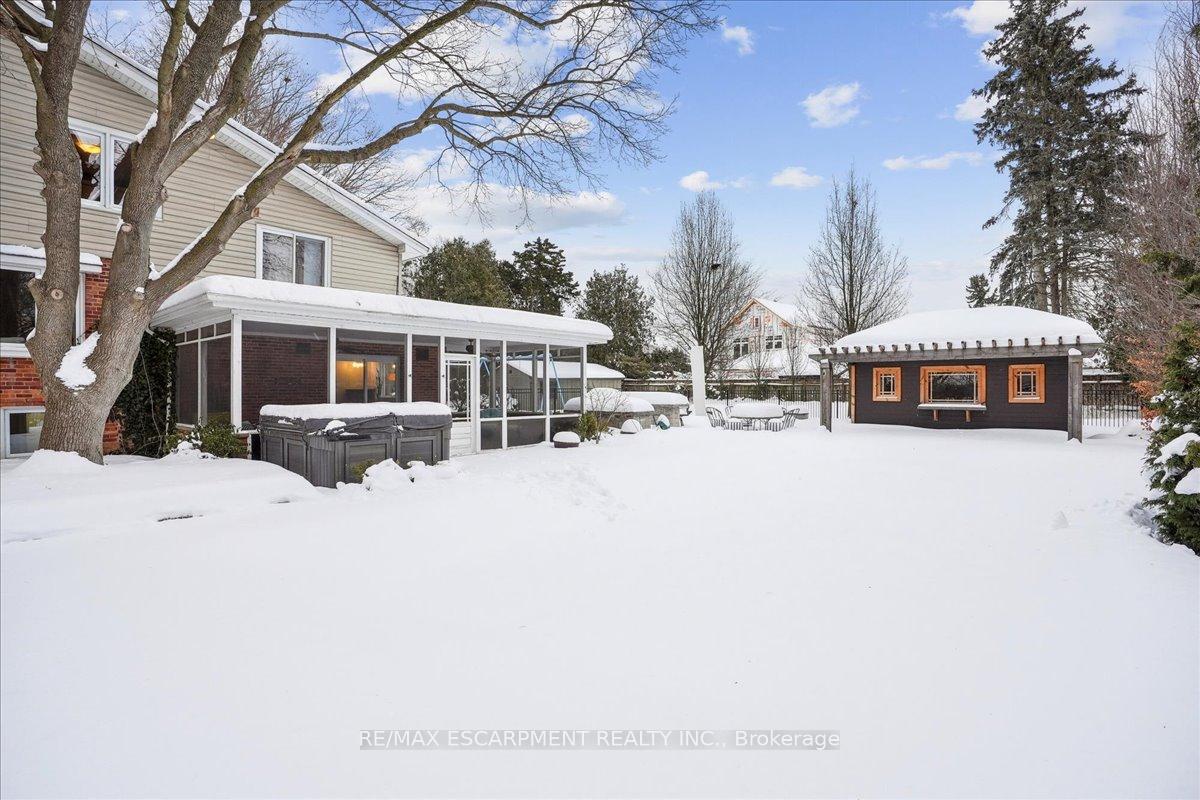 Photo 35 of 300 Shoreview Road, Burlington, LaSalle — HOMEH