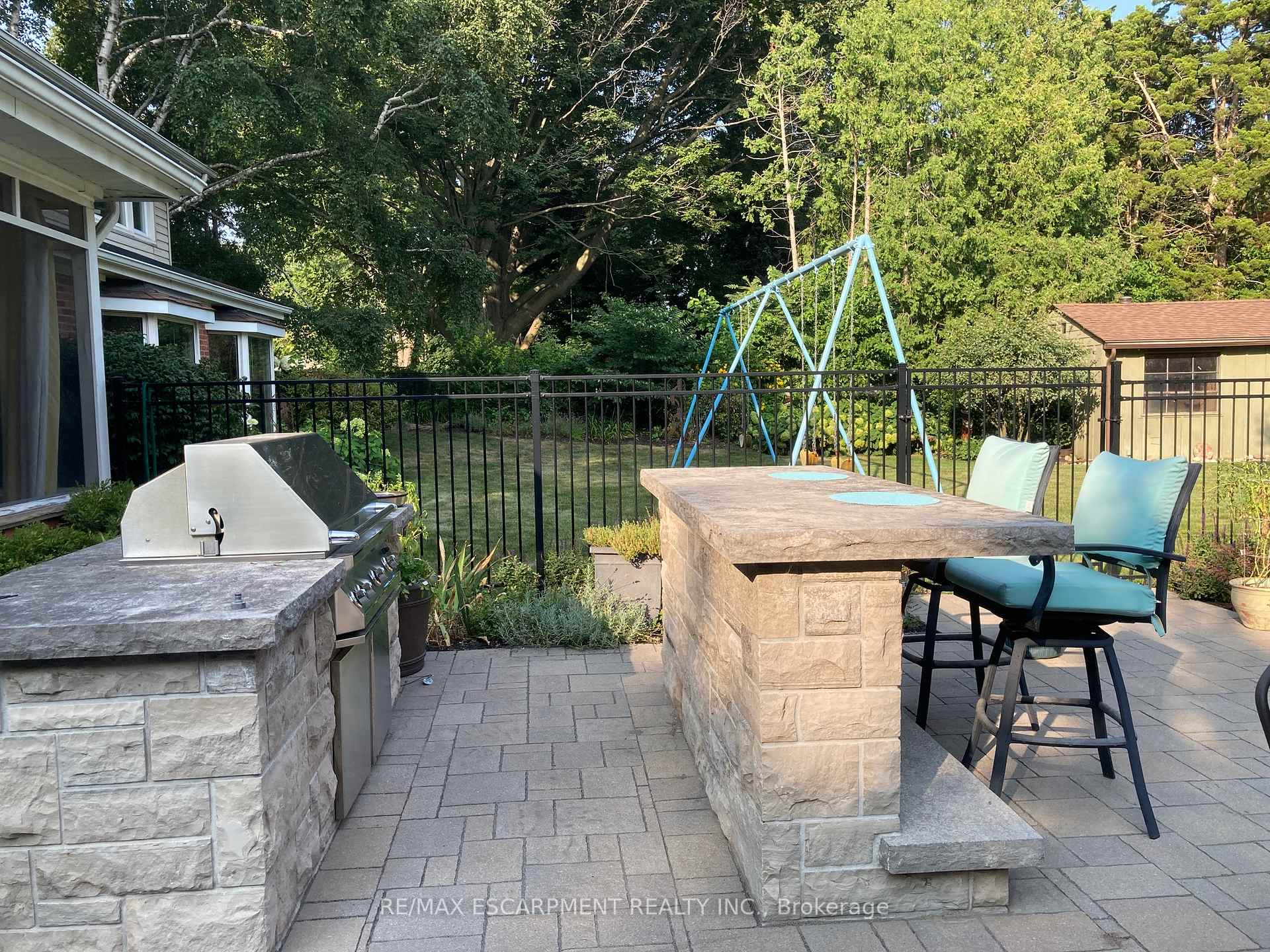 Photo 43 of 300 Shoreview Road, Burlington, LaSalle — HOMEH