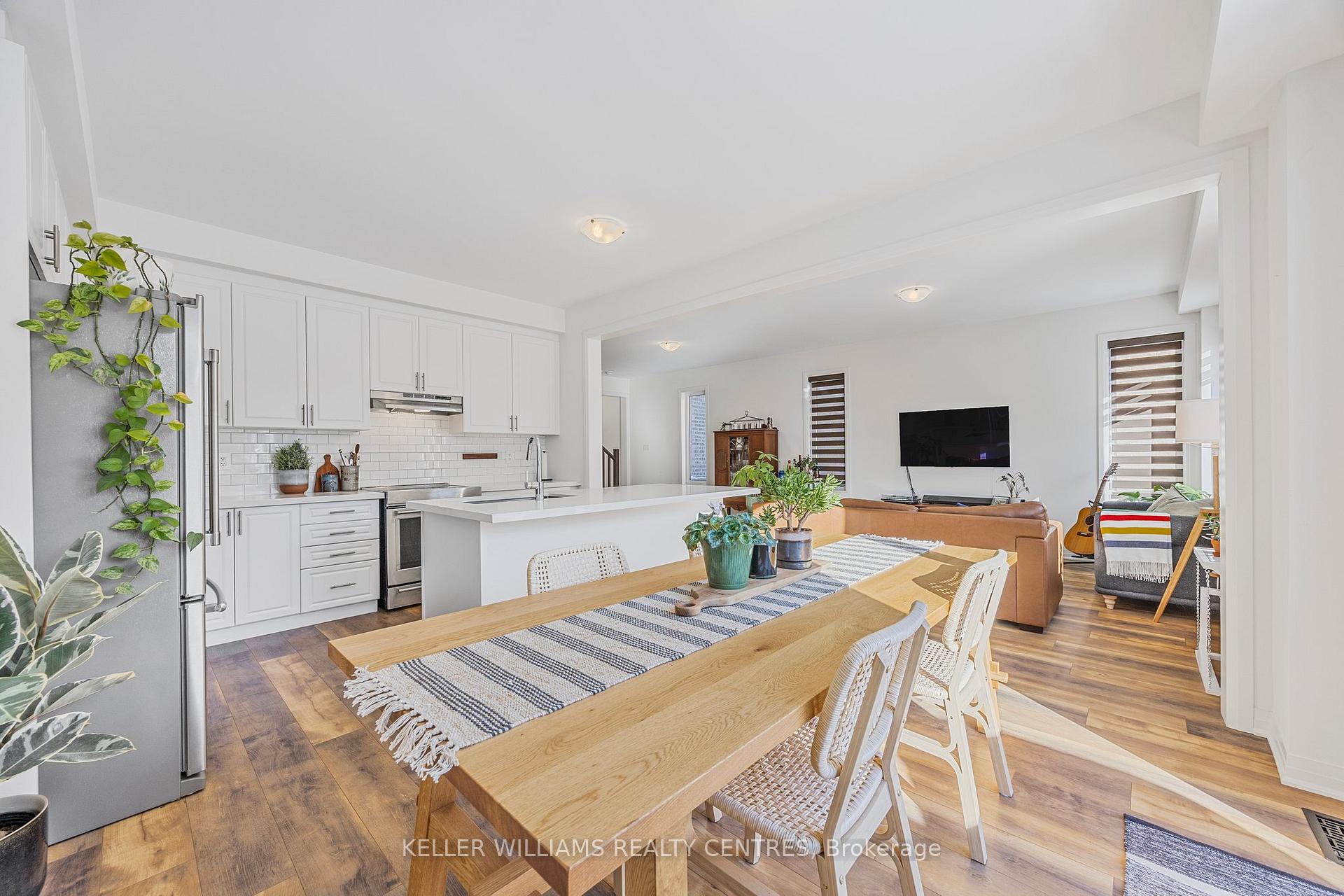 Photo 11 of 108 Sagewood Avenue, Barrie, Rural Barrie Southeast — HOMEH