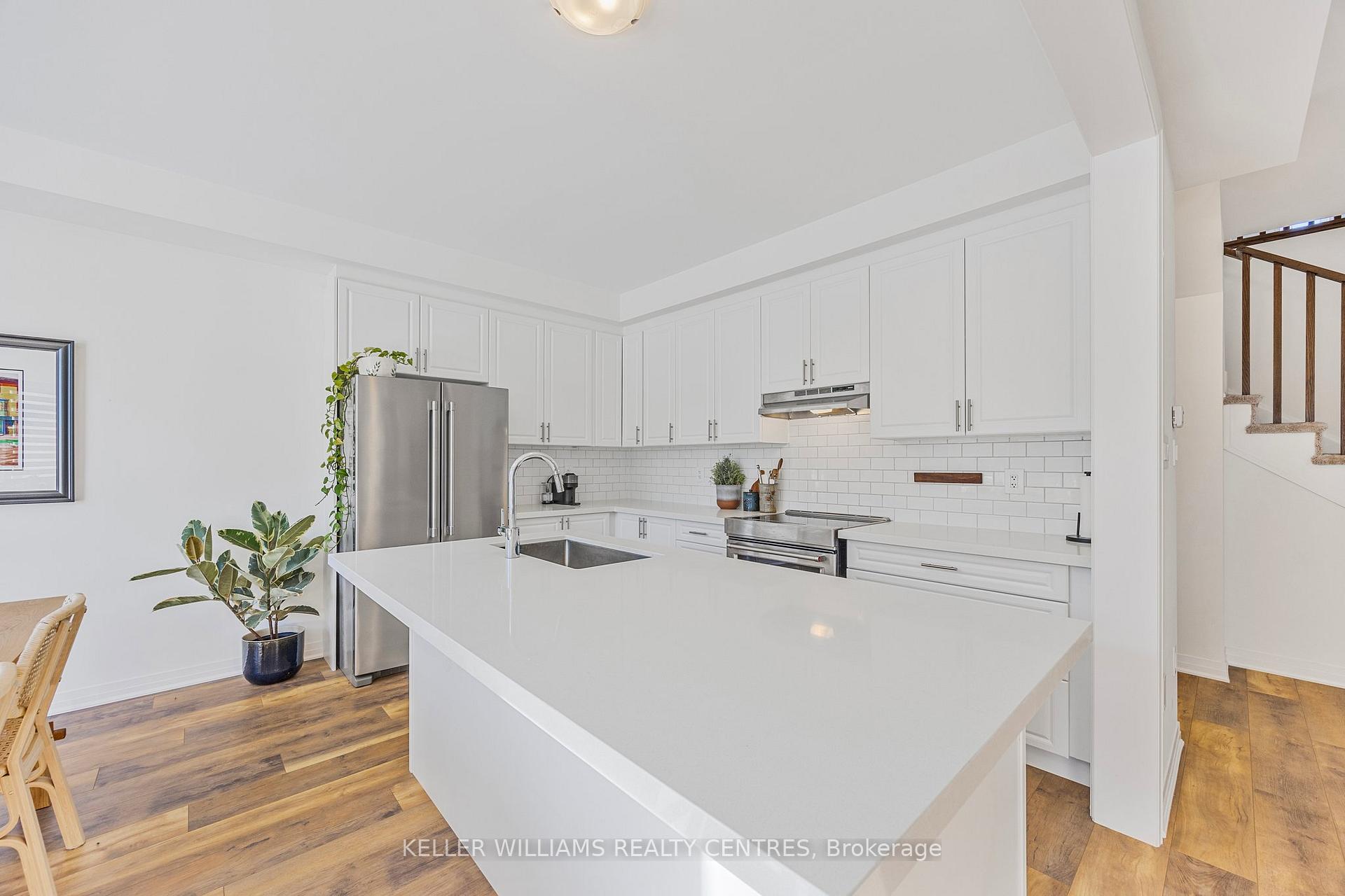 Photo 13 of 108 Sagewood Avenue, Barrie, Rural Barrie Southeast — HOMEH