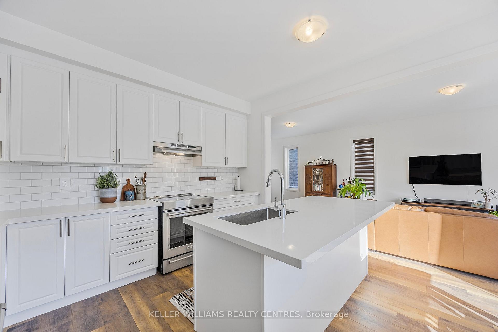 Photo 14 of 108 Sagewood Avenue, Barrie, Rural Barrie Southeast — HOMEH