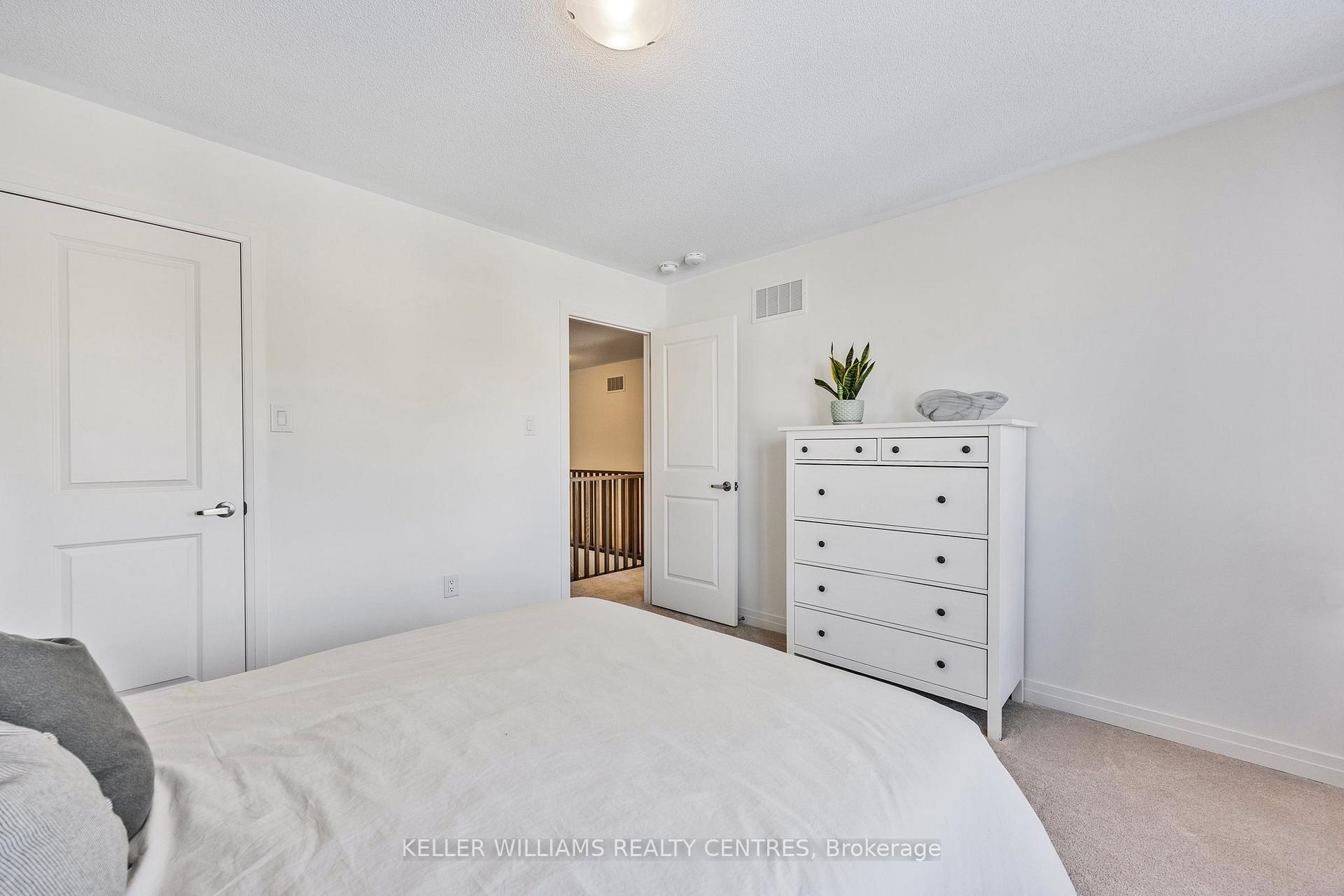 Photo 25 of 108 Sagewood Avenue, Barrie, Rural Barrie Southeast — HOMEH