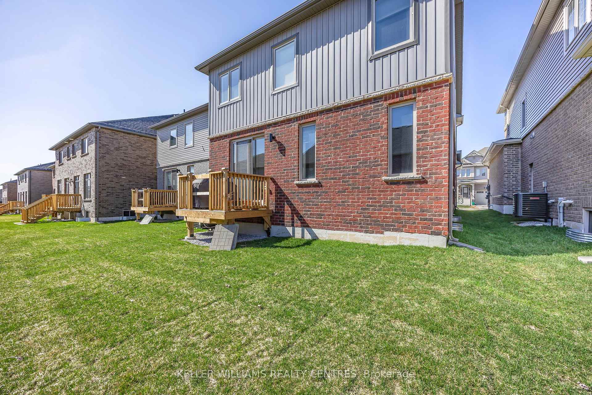 Photo 34 of 108 Sagewood Avenue, Barrie, Rural Barrie Southeast — HOMEH