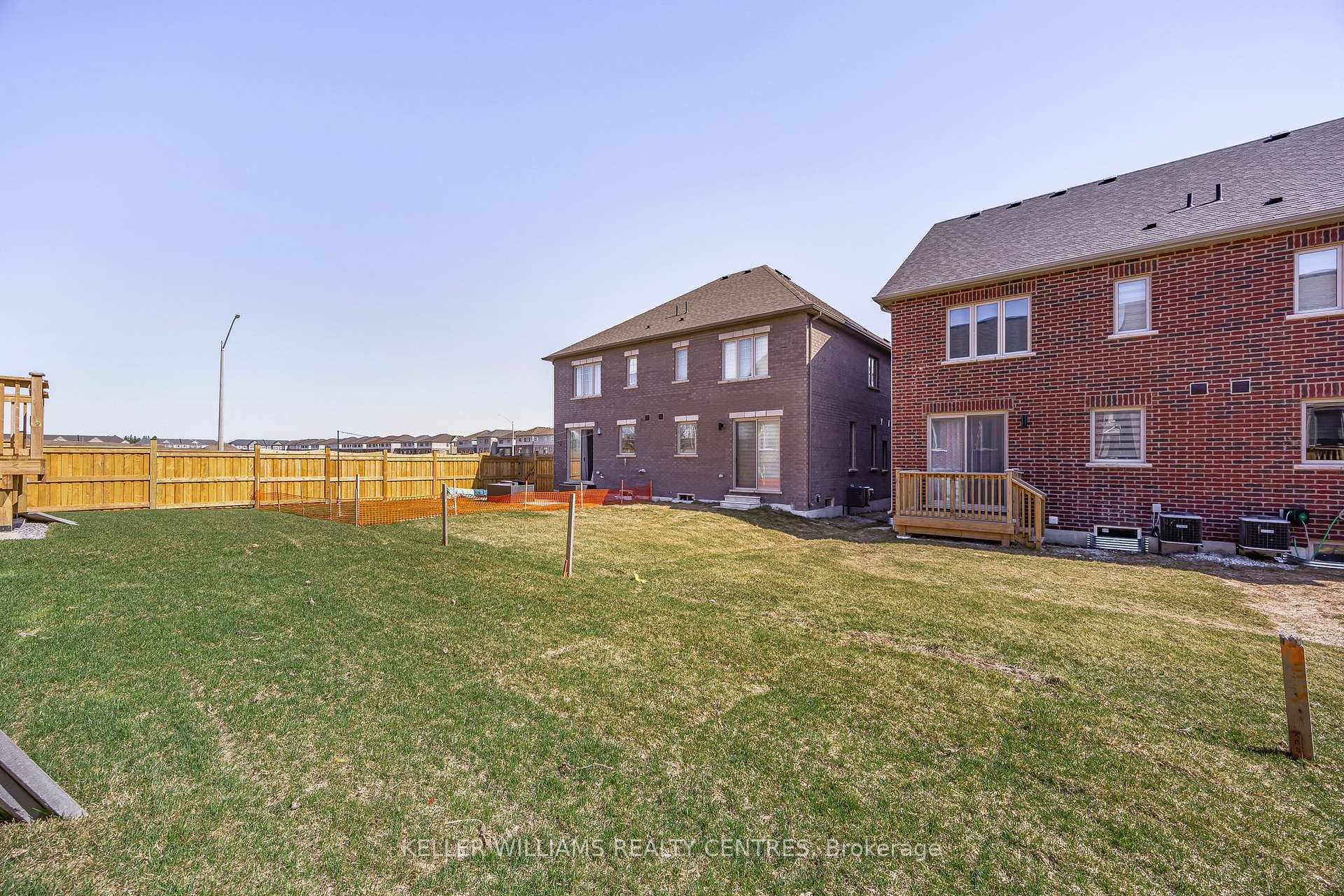Photo 36 of 108 Sagewood Avenue, Barrie, Rural Barrie Southeast — HOMEH