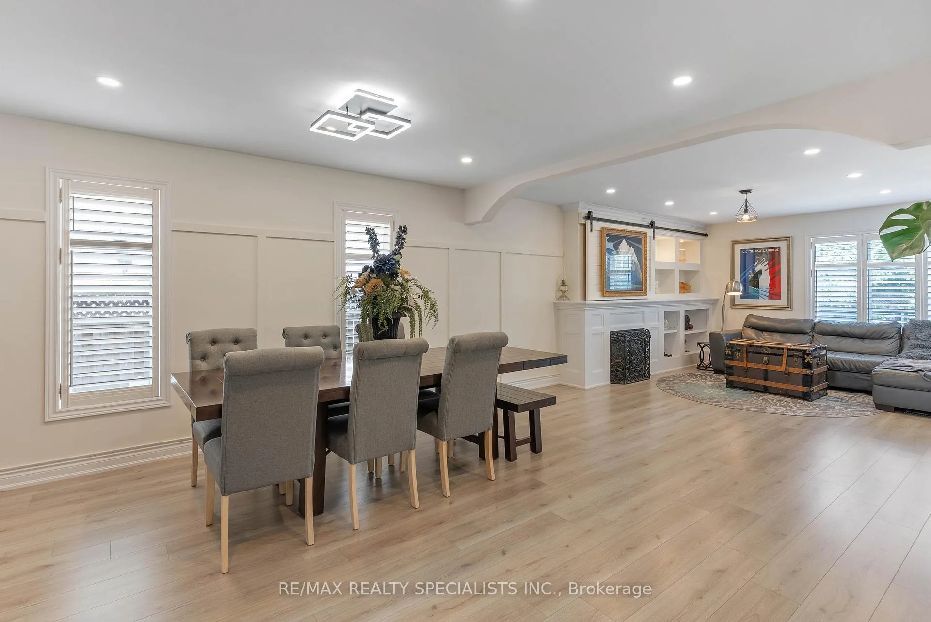 Photo 8 of 71 Joshua Avenue, Hamilton, Meadowlands — HOMEH