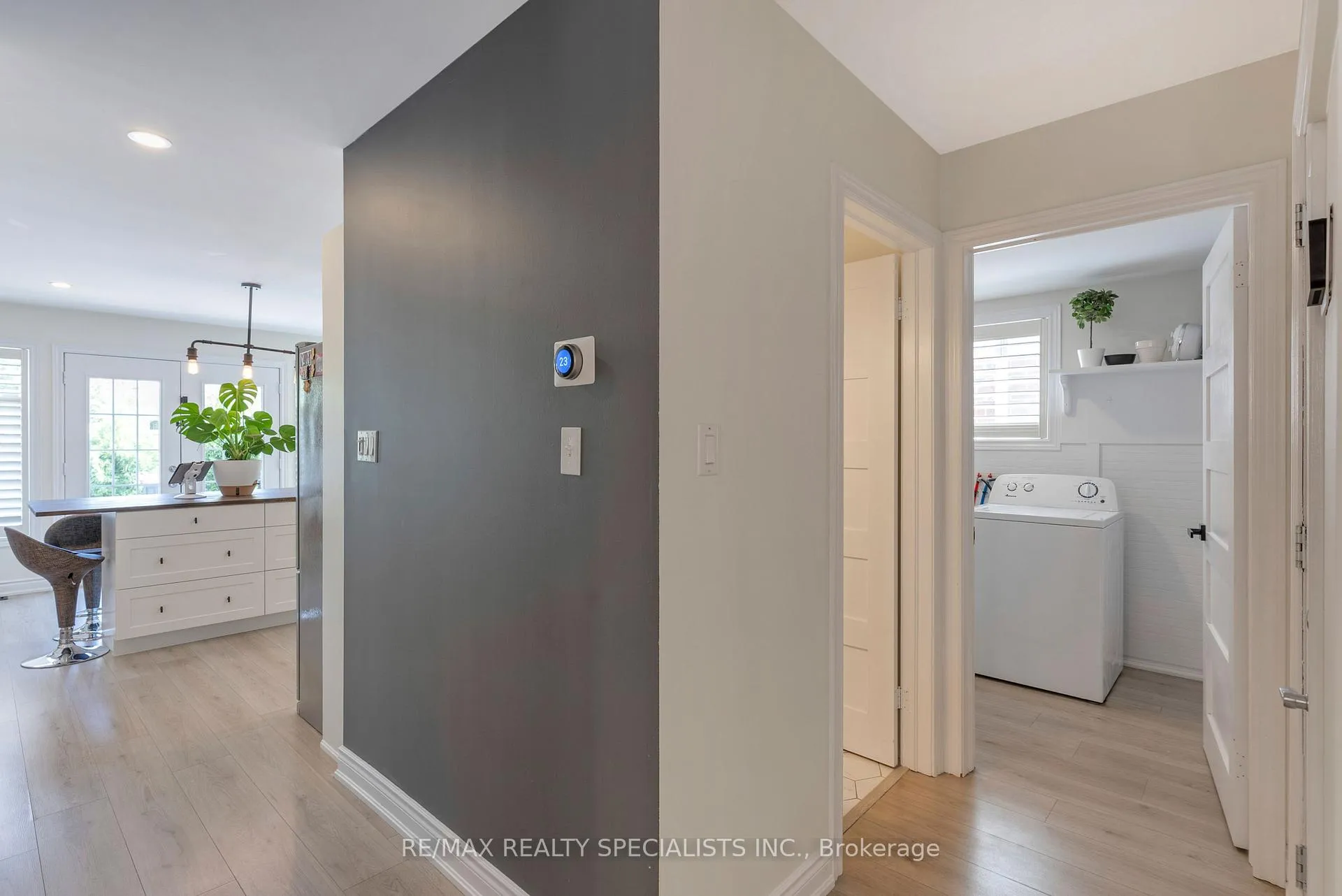 Photo 19 of 71 Joshua Avenue, Hamilton, Meadowlands — HOMEH