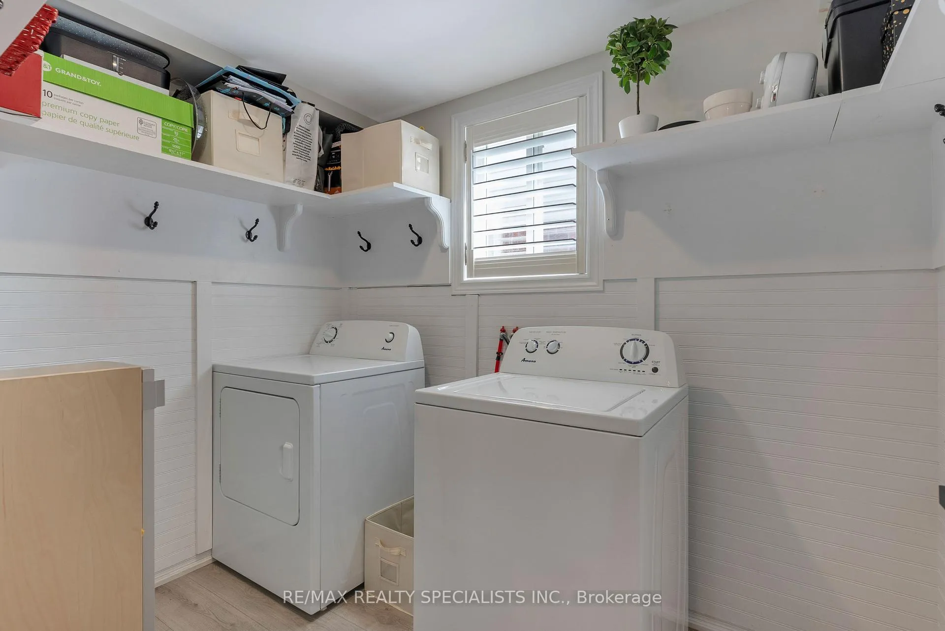 Photo 21 of 71 Joshua Avenue, Hamilton, Meadowlands — HOMEH