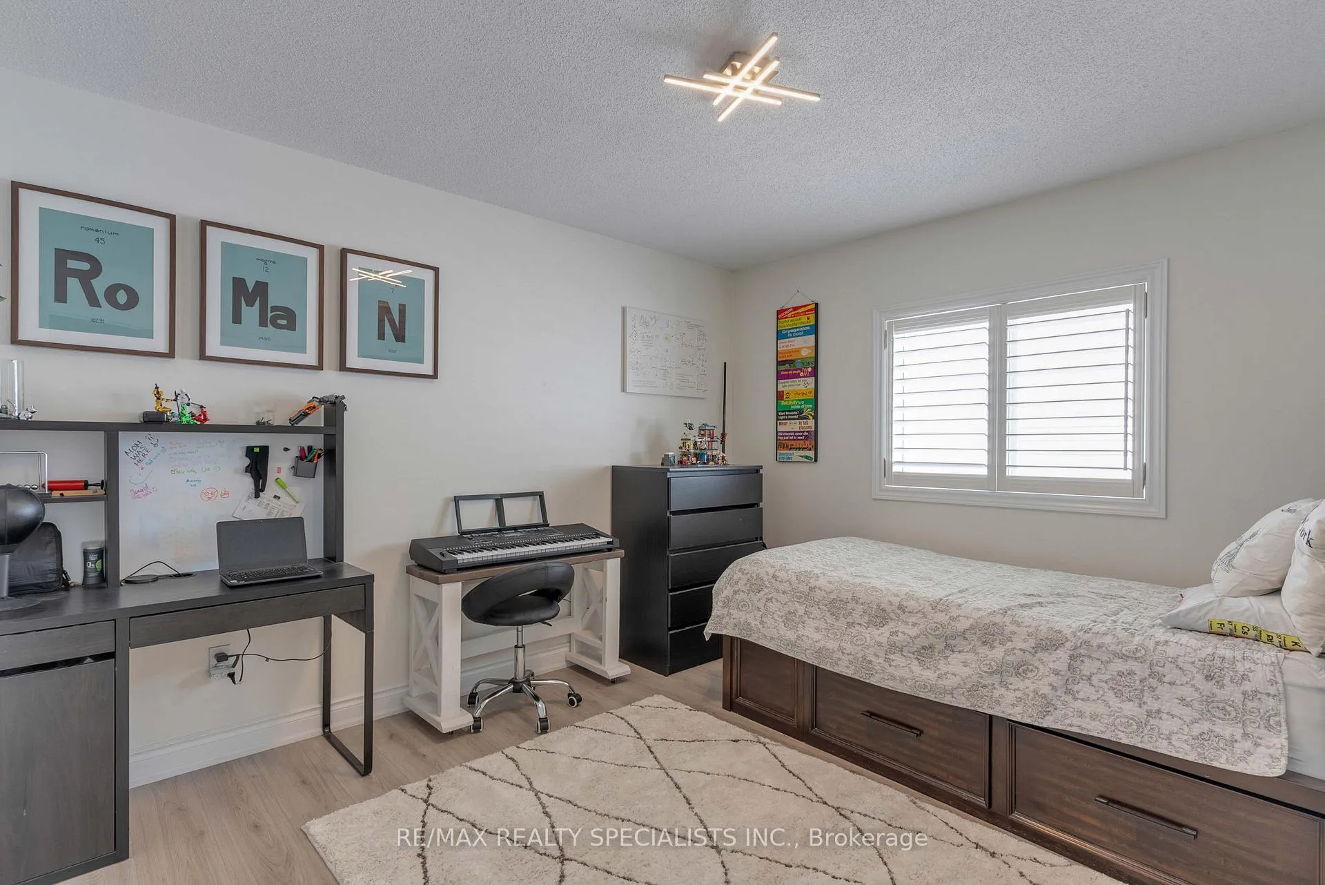 Photo 28 of 71 Joshua Avenue, Hamilton, Meadowlands — HOMEH