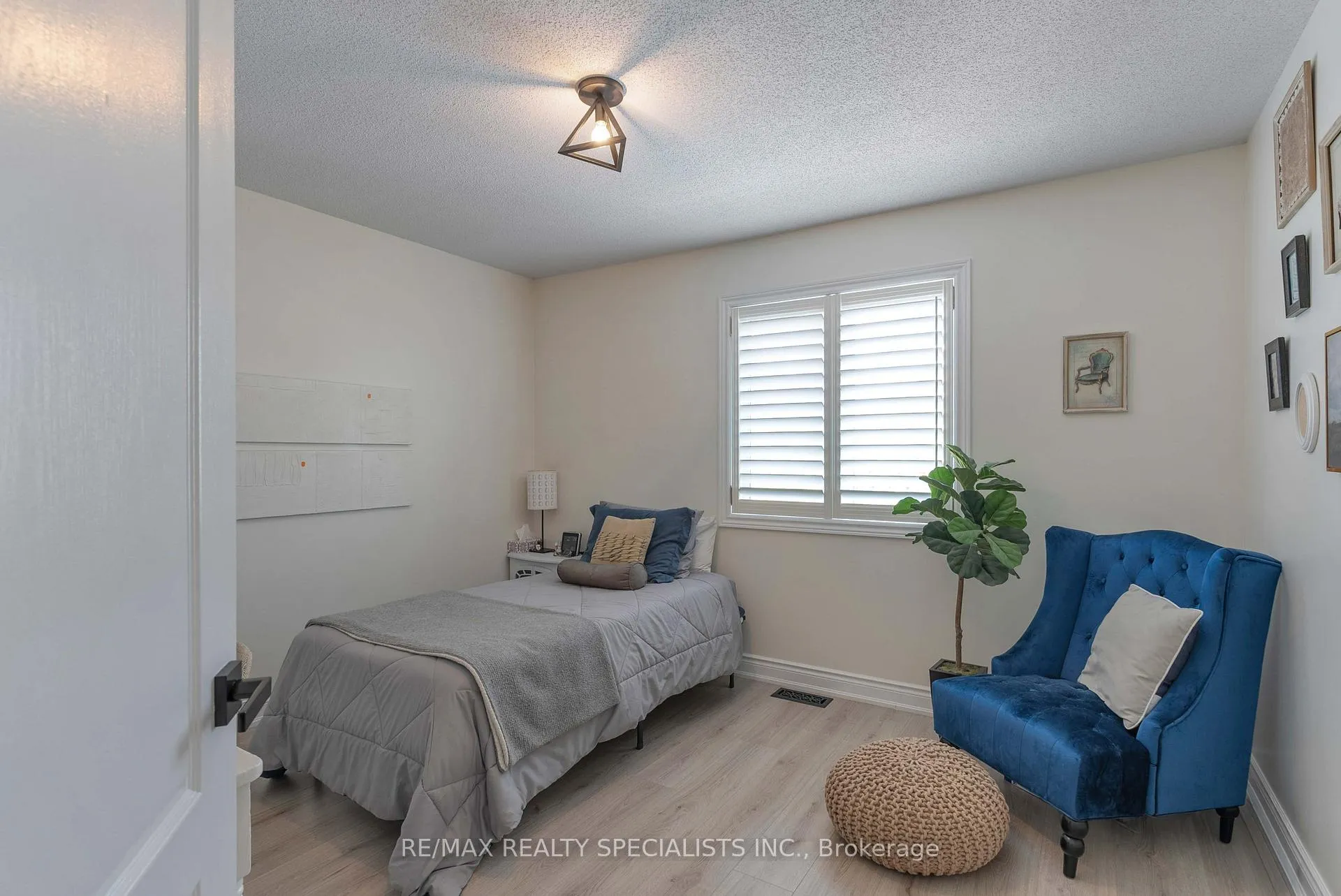 Photo 30 of 71 Joshua Avenue, Hamilton, Meadowlands — HOMEH