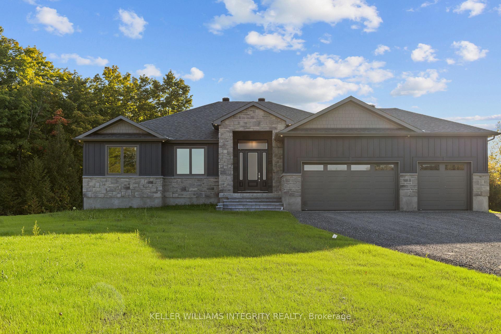 Photo 2 of 312 McEwens Mill Drive, Beckwith, Beckwith Twp — HOMEH