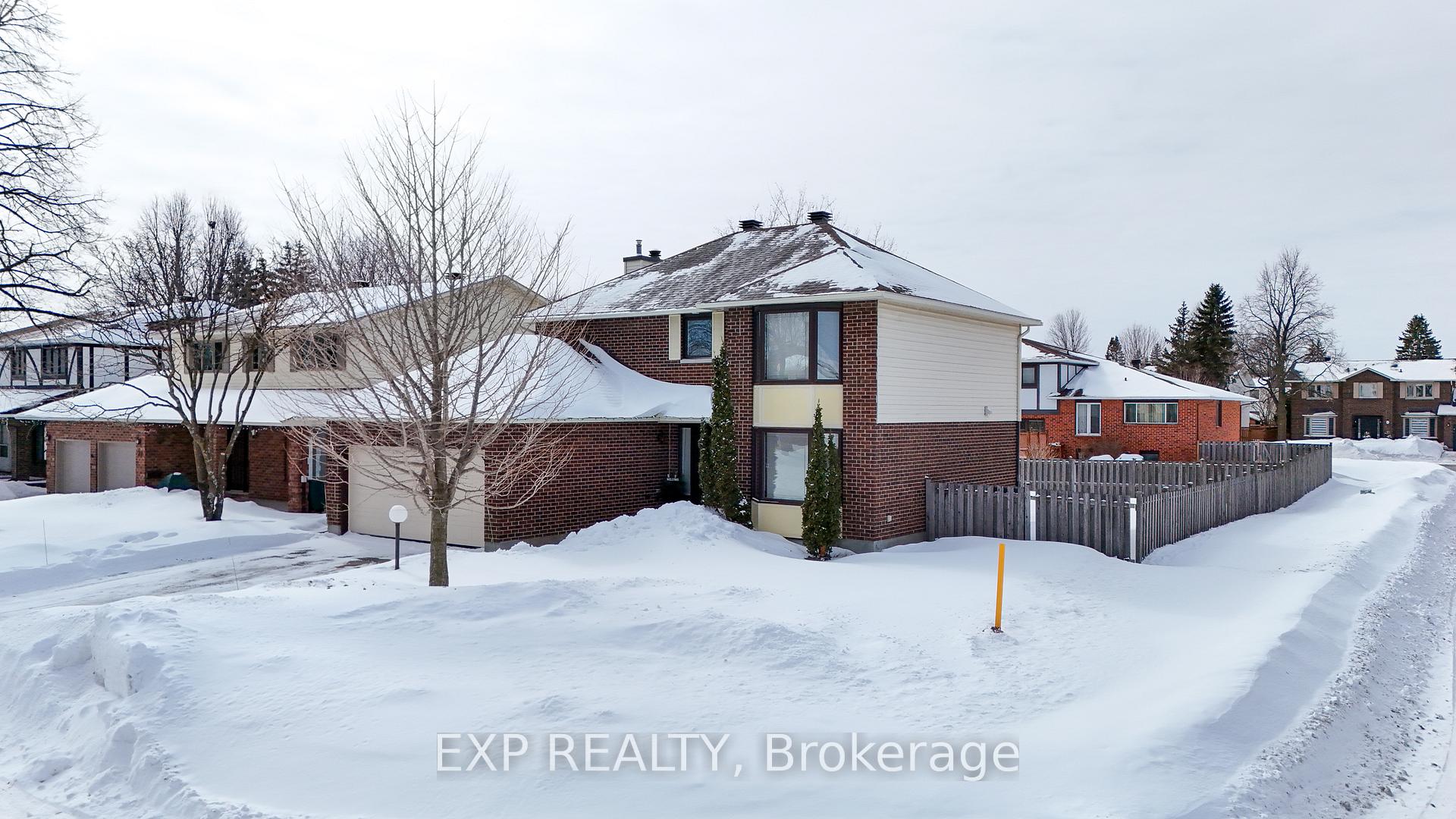 Photo 2 of 24 Mancil Drive, Ottawa, Barrhaven - Knollsbrook — HOMEH