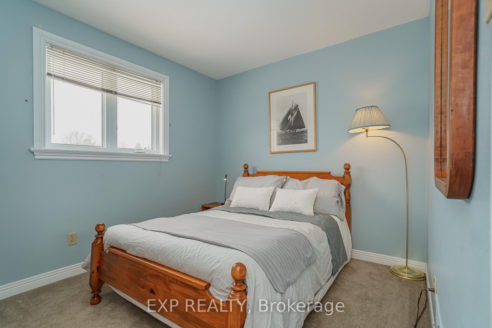 Photo 23 of 24 Mancil Drive, Ottawa, Barrhaven - Knollsbrook — HOMEH