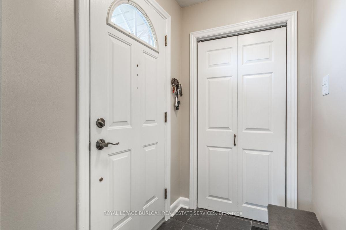 Photo 3 of 2326 Redfern Road, Burlington, Brant — HOMEH