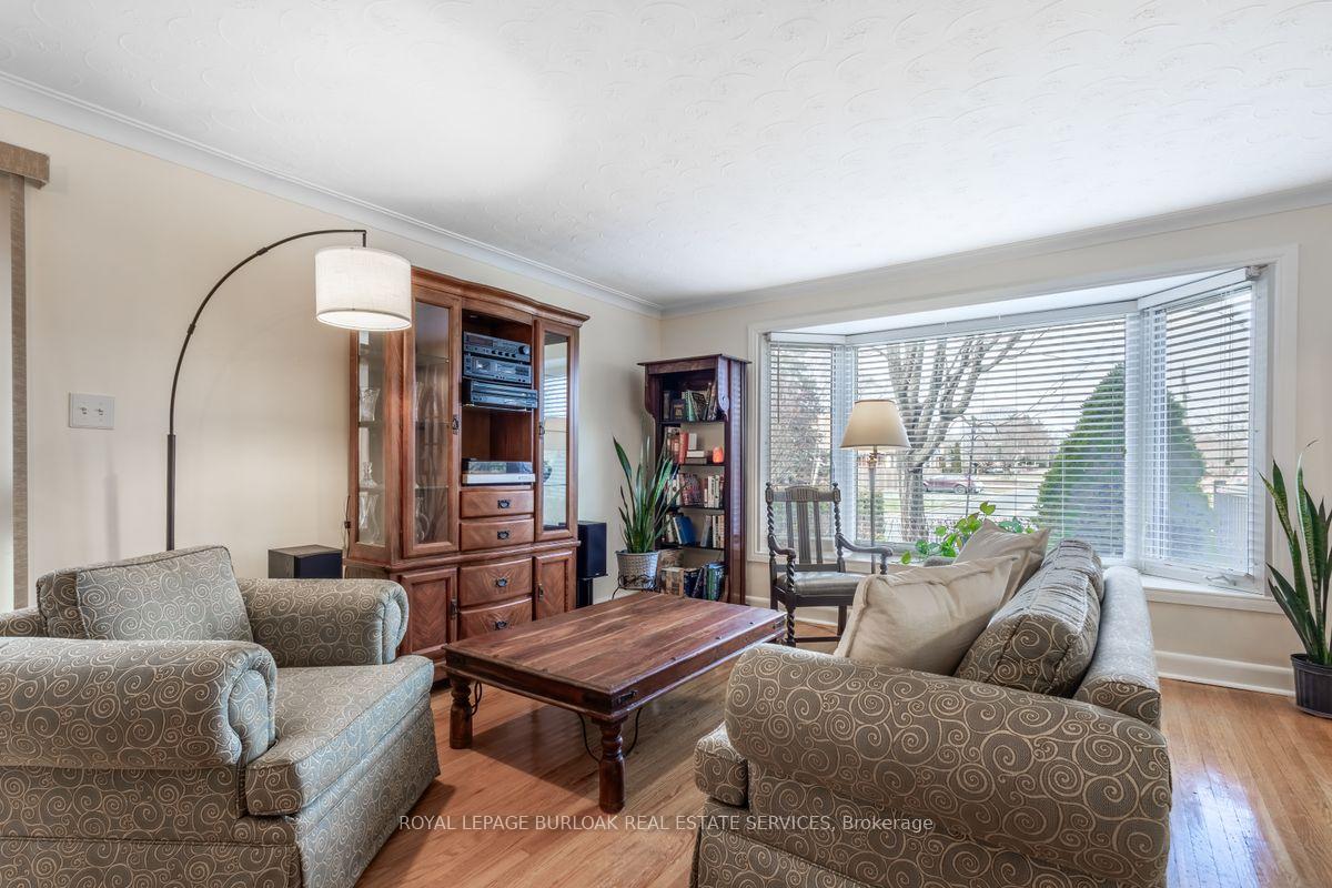 Photo 8 of 2326 Redfern Road, Burlington, Brant — HOMEH