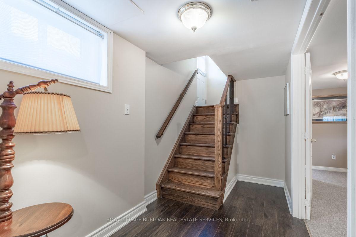 Photo 17 of 2326 Redfern Road, Burlington, Brant — HOMEH