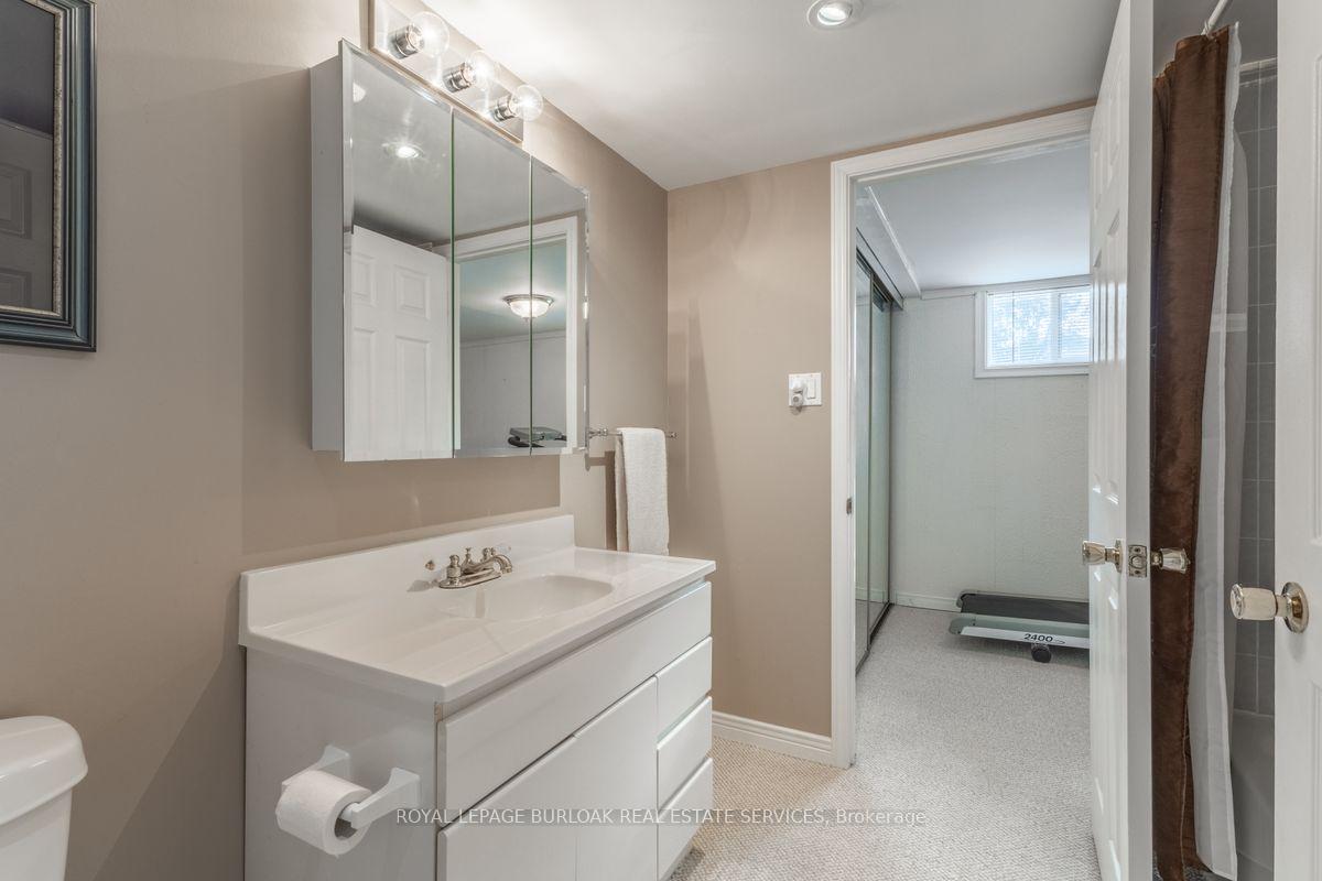 Photo 26 of 2326 Redfern Road, Burlington, Brant — HOMEH