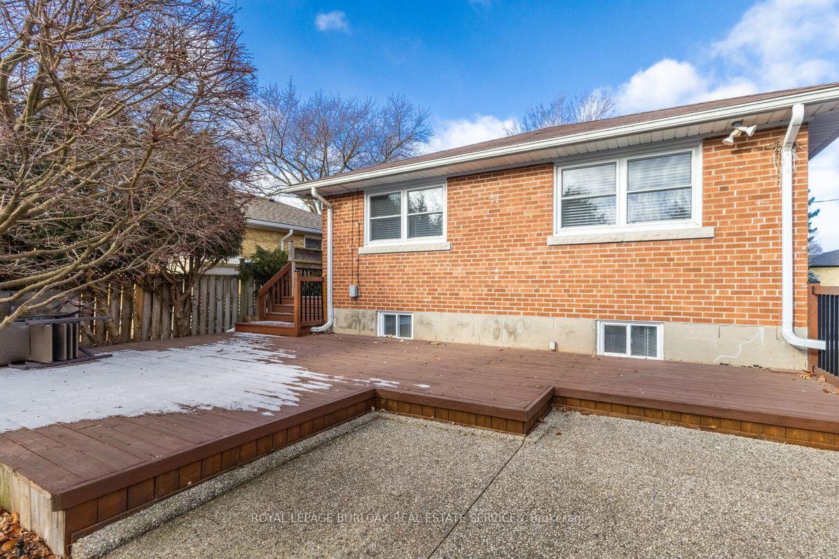 Photo 31 of 2326 Redfern Road, Burlington, Brant — HOMEH
