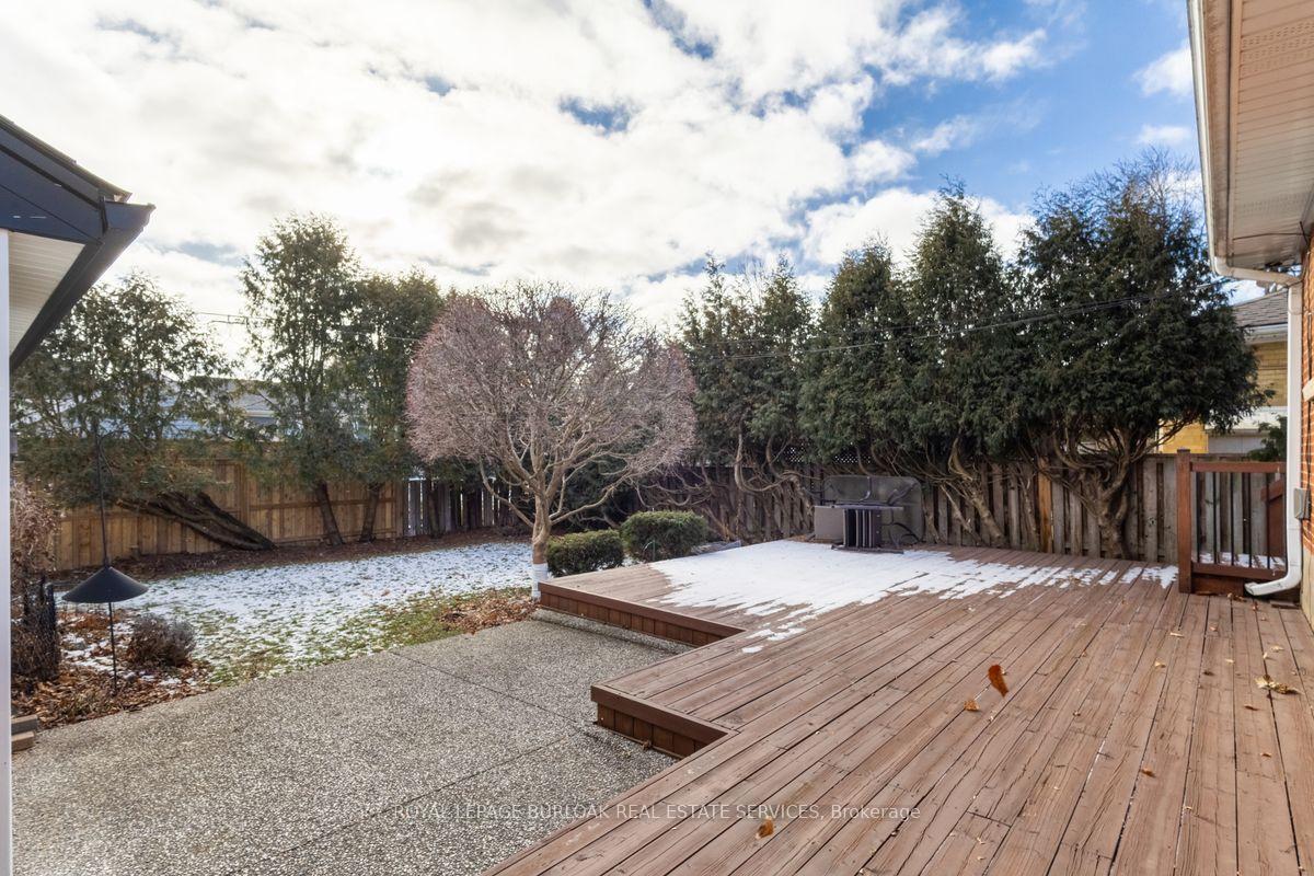 Photo 33 of 2326 Redfern Road, Burlington, Brant — HOMEH